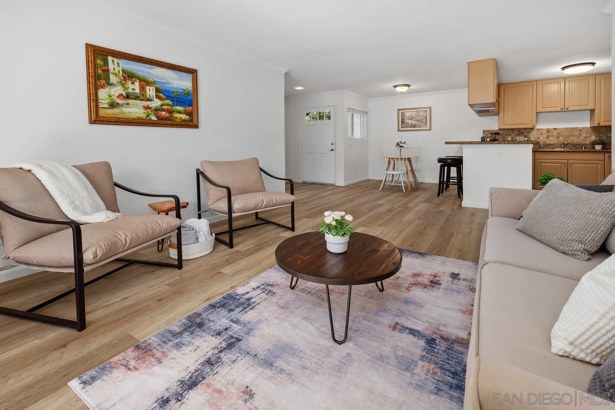 Detail Gallery Image 5 of 23 For 10076  Maya Linda Road  #1101,  San Diego,  CA 92126 - 2 Beds | 2 Baths