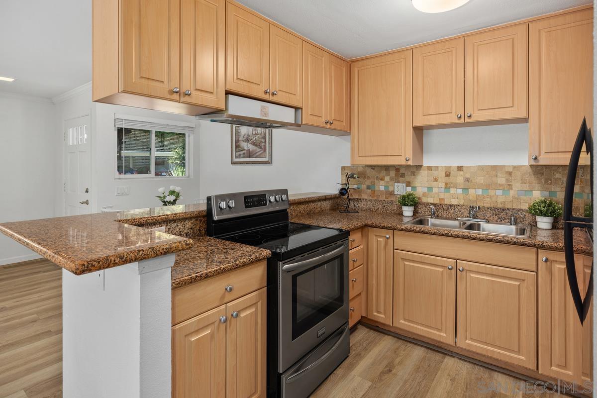 Detail Gallery Image 9 of 23 For 10076  Maya Linda Road  #1101,  San Diego,  CA 92126 - 2 Beds | 2 Baths