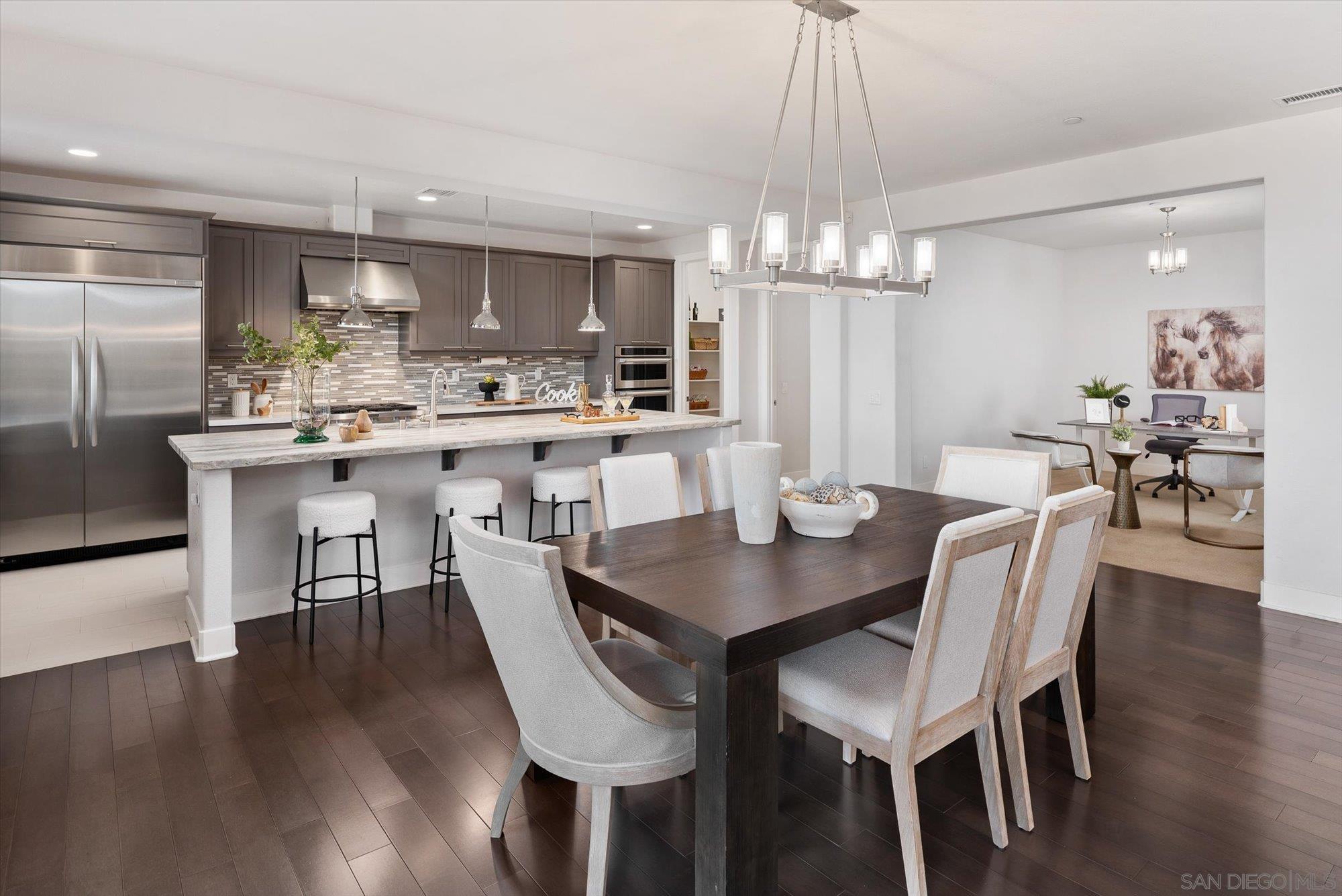 Detail Gallery Image 15 of 75 For 1725  Continental Lane, Escondido,  CA 92029 - 5 Beds | 3/1 Baths