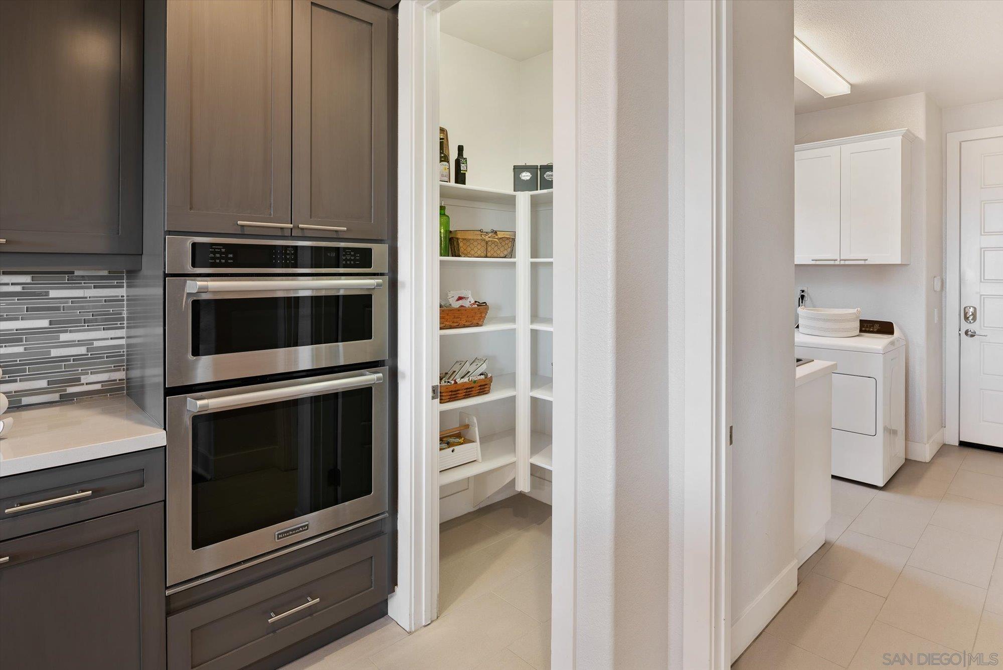 Detail Gallery Image 23 of 75 For 1725  Continental Lane, Escondido,  CA 92029 - 5 Beds | 3/1 Baths