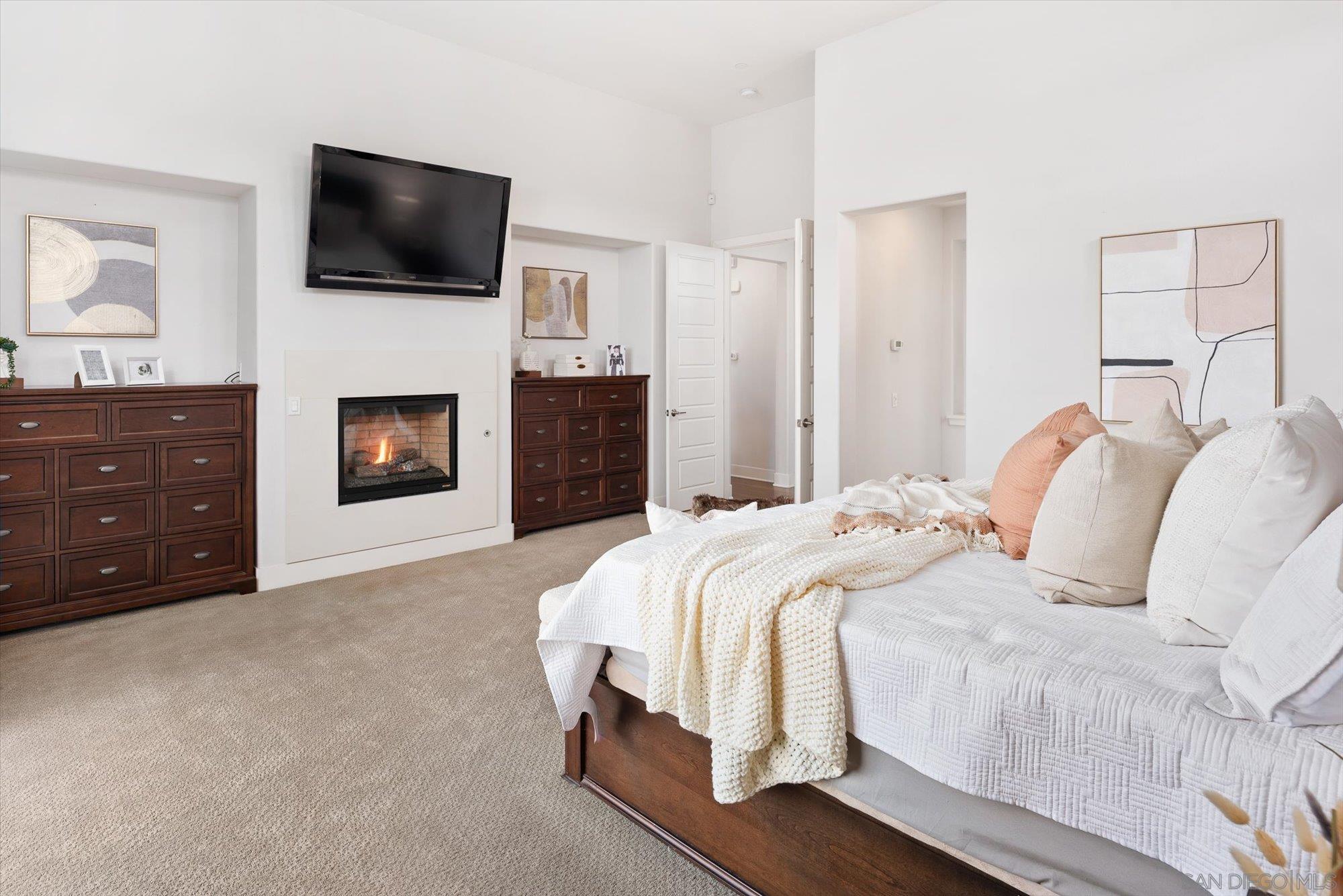 Detail Gallery Image 27 of 75 For 1725  Continental Lane, Escondido,  CA 92029 - 5 Beds | 3/1 Baths