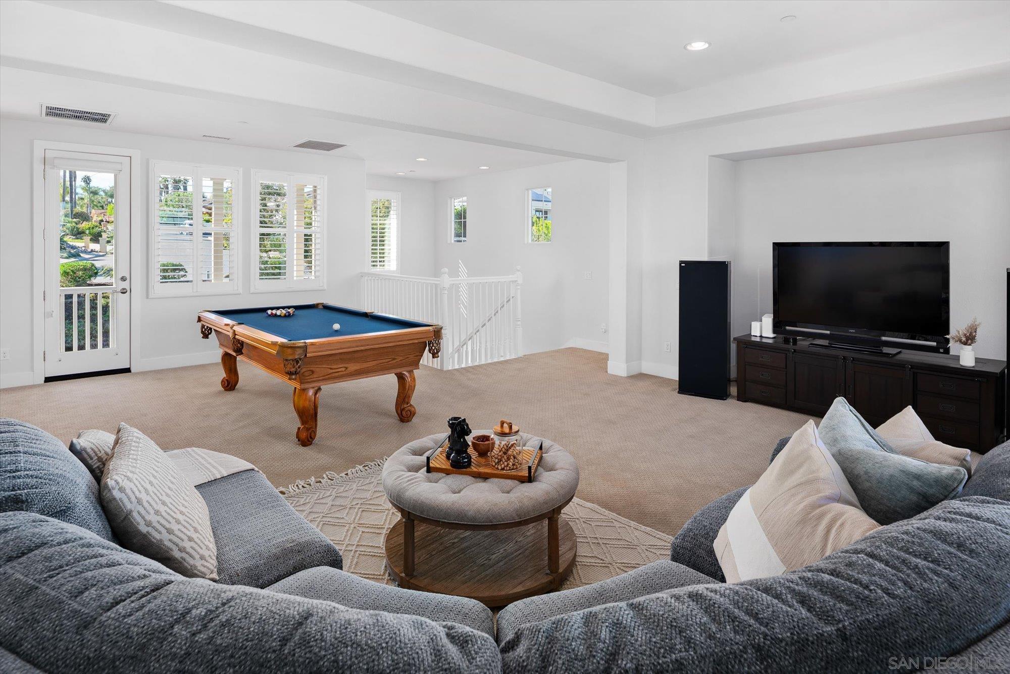 Detail Gallery Image 35 of 75 For 1725  Continental Lane, Escondido,  CA 92029 - 5 Beds | 3/1 Baths