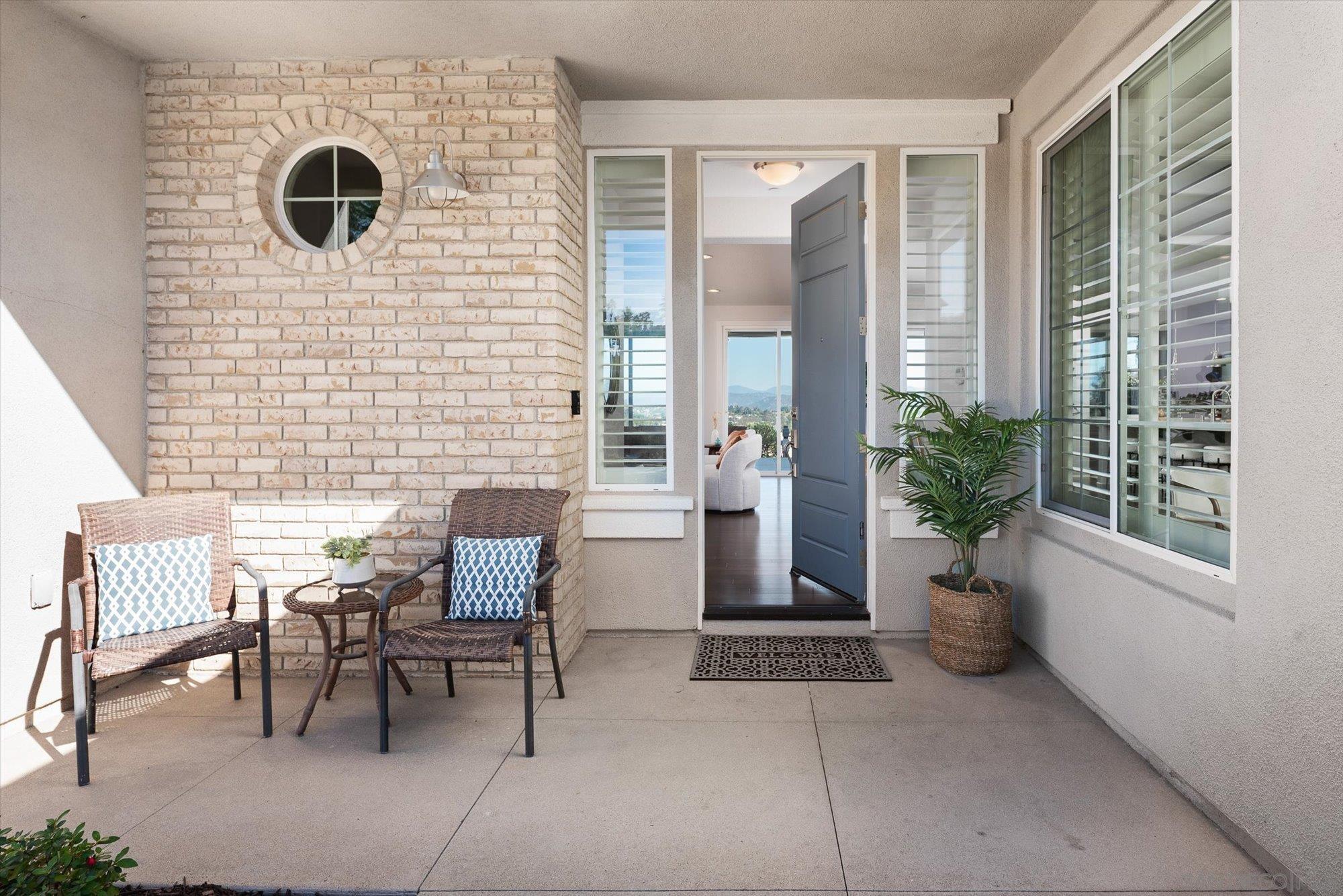 Detail Gallery Image 8 of 75 For 1725  Continental Lane, Escondido,  CA 92029 - 5 Beds | 3/1 Baths