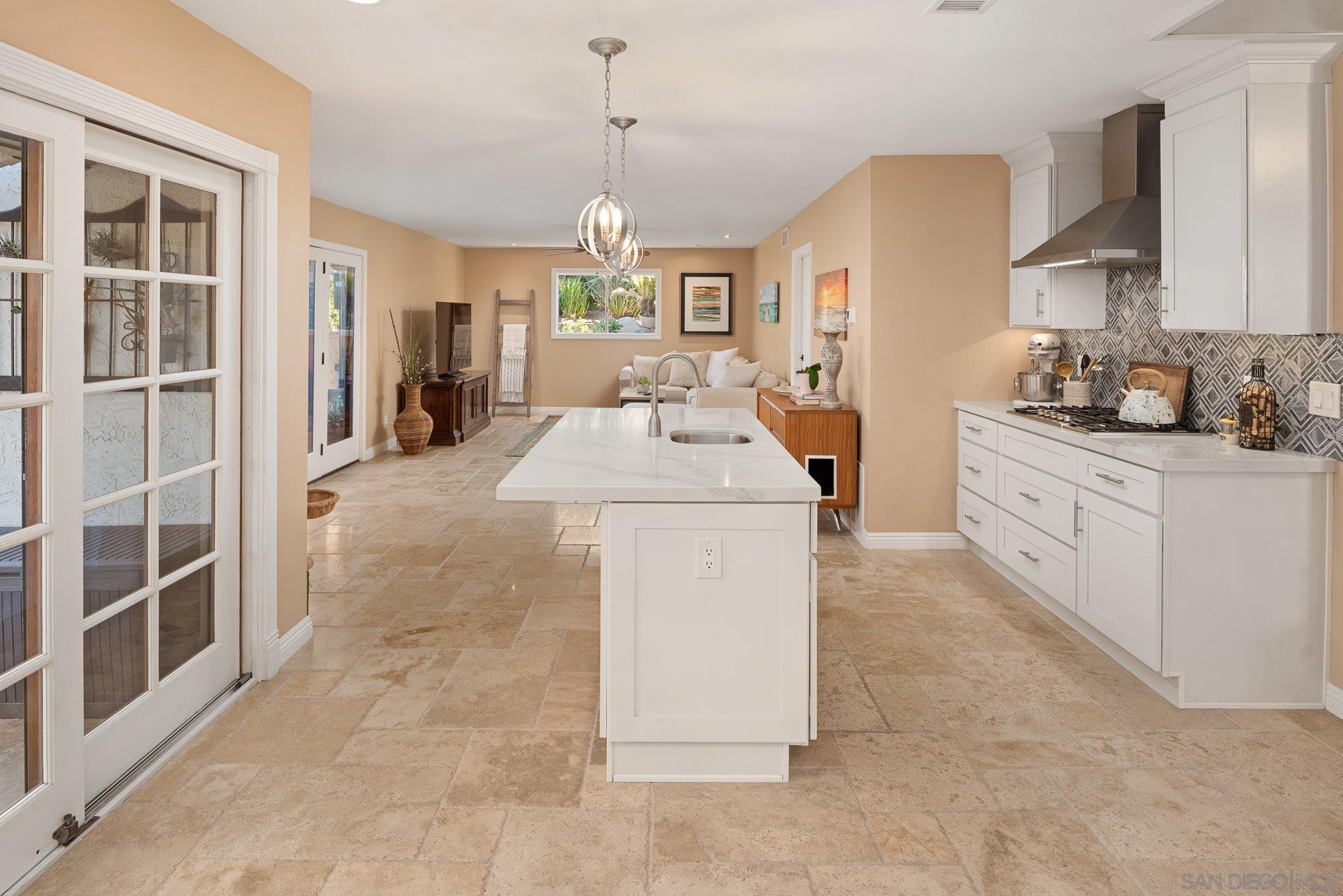 Detail Gallery Image 23 of 74 For 1322  Loma De Paz, Escondido,  CA 92027 - 3 Beds | 2/1 Baths