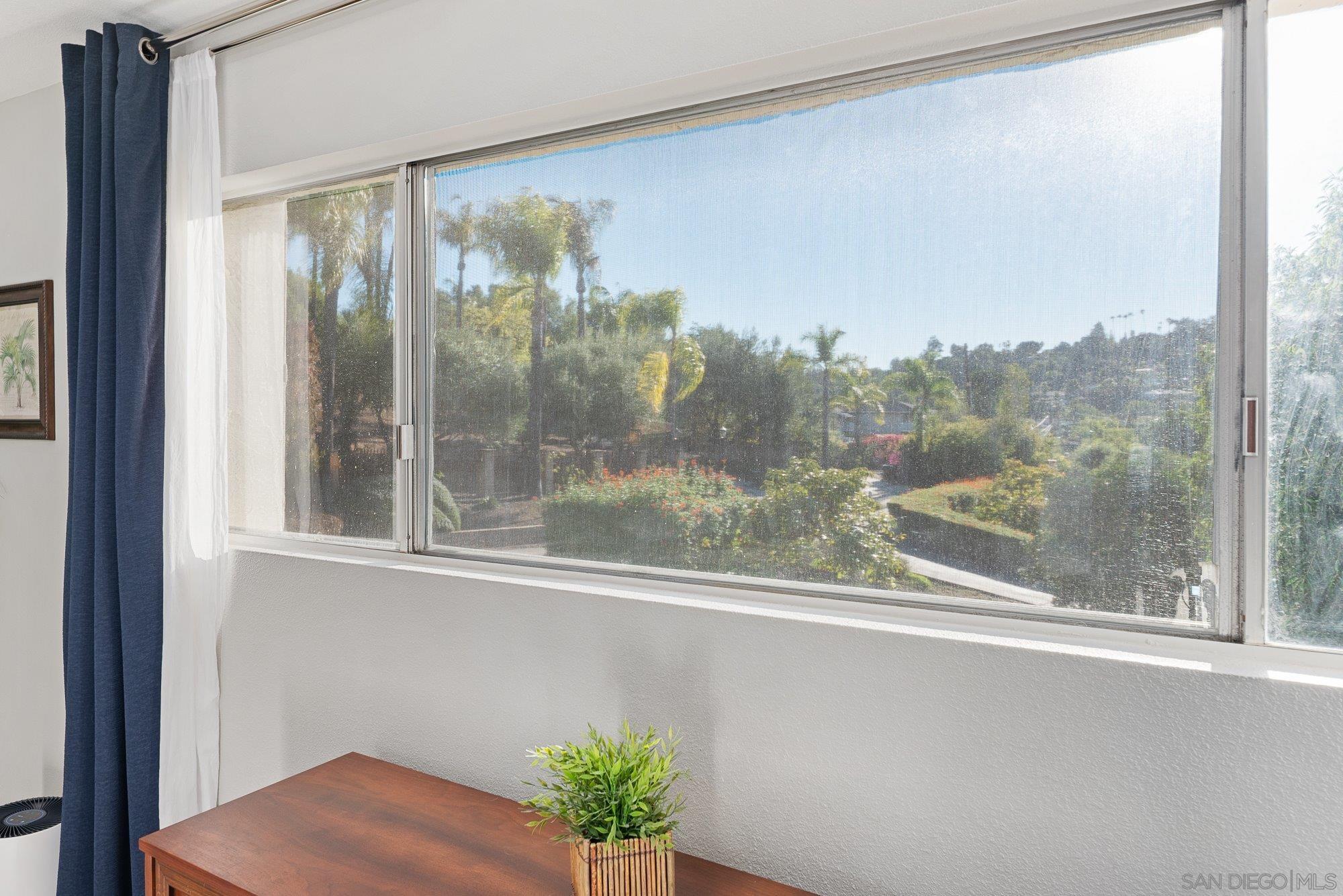 Detail Gallery Image 30 of 74 For 1322  Loma De Paz, Escondido,  CA 92027 - 3 Beds | 2/1 Baths