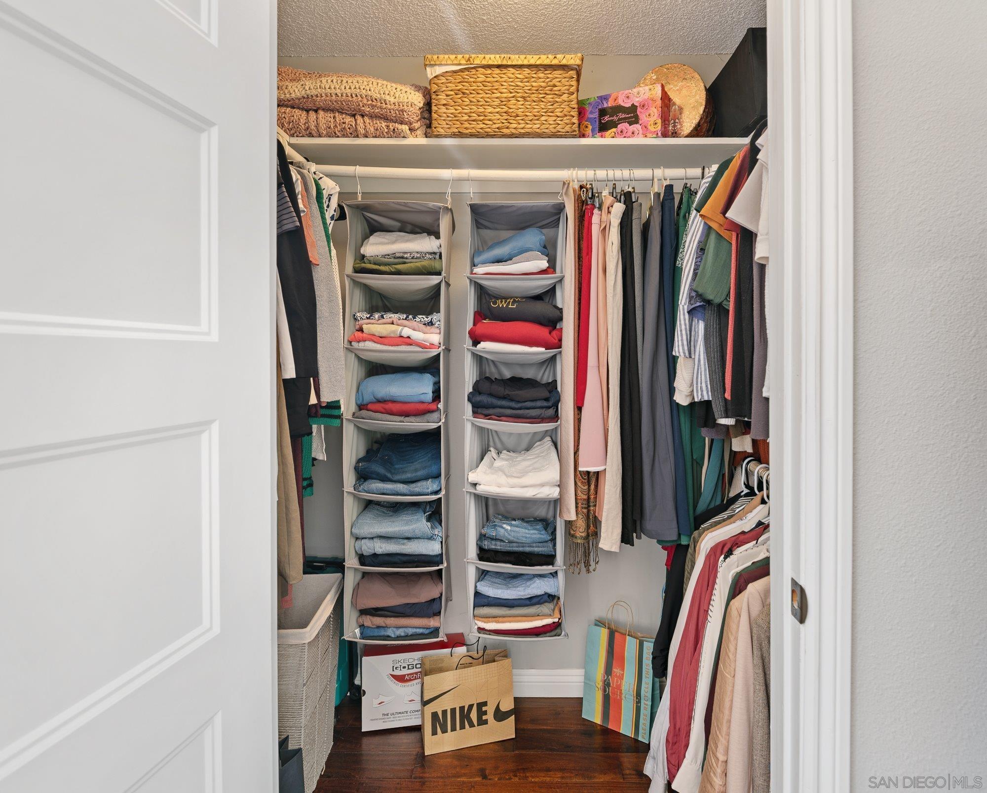 Detail Gallery Image 32 of 74 For 1322  Loma De Paz, Escondido,  CA 92027 - 3 Beds | 2/1 Baths