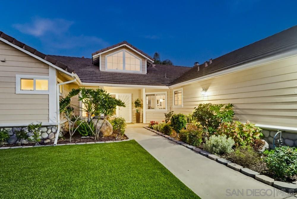 Detail Gallery Image 6 of 72 For 320  Jonah Rd, Escondido,  CA 92027 - 4 Beds | 2/1 Baths