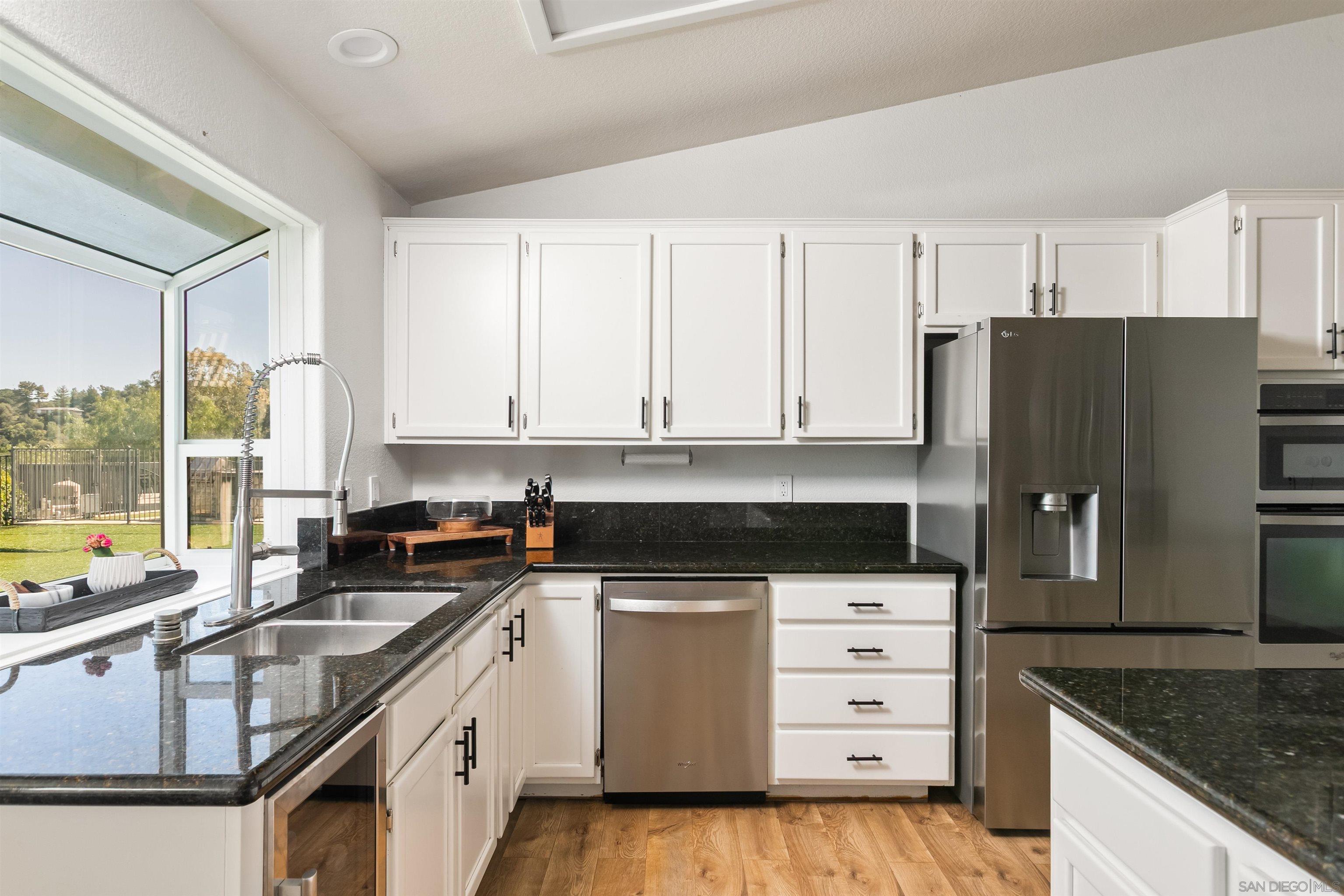 Detail Gallery Image 11 of 49 For 16502  Shady Oaks Dr, Ramona,  CA 92065 - 3 Beds | 2 Baths