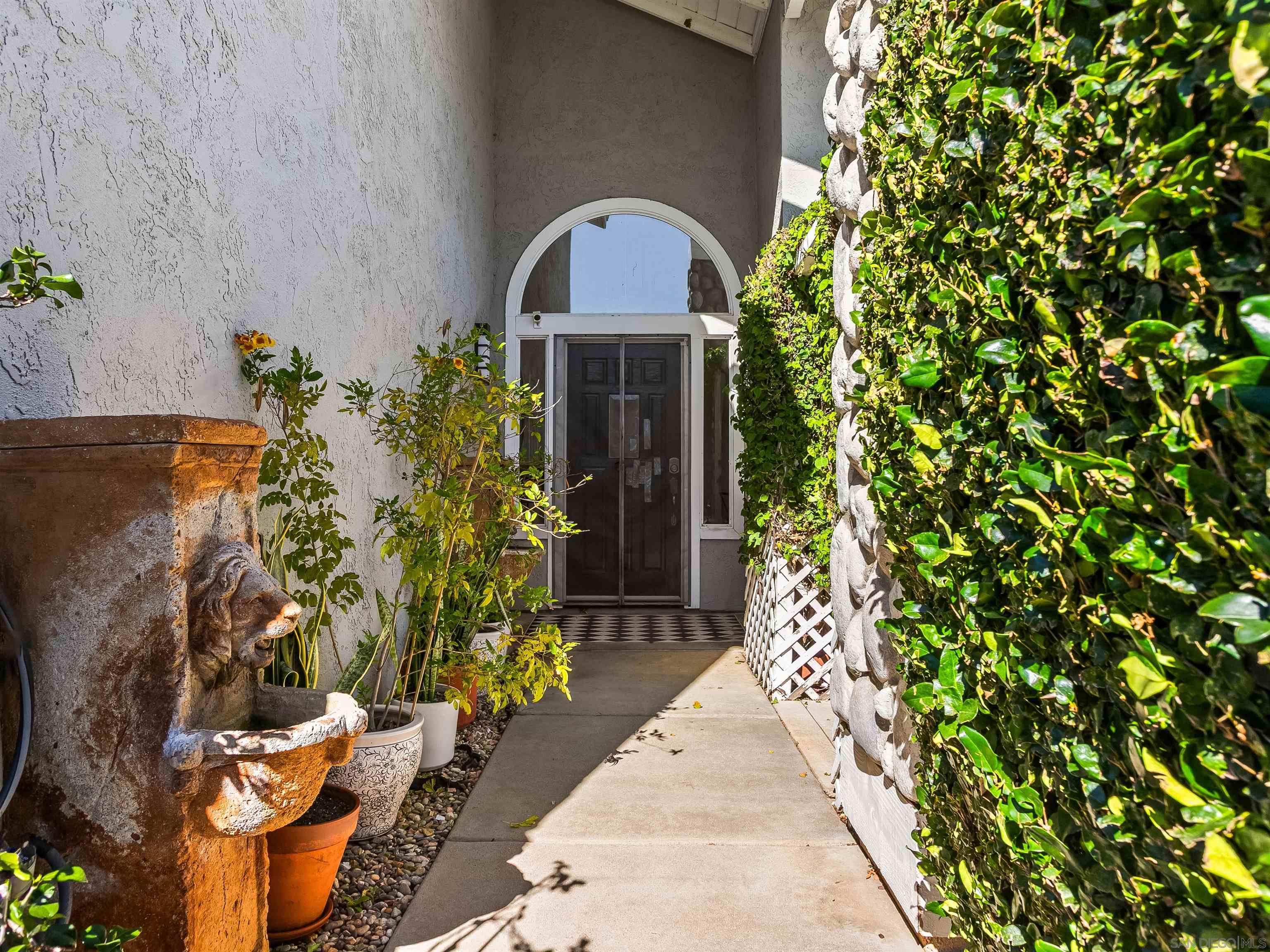 Detail Gallery Image 4 of 49 For 16502  Shady Oaks Dr, Ramona,  CA 92065 - 3 Beds | 2 Baths