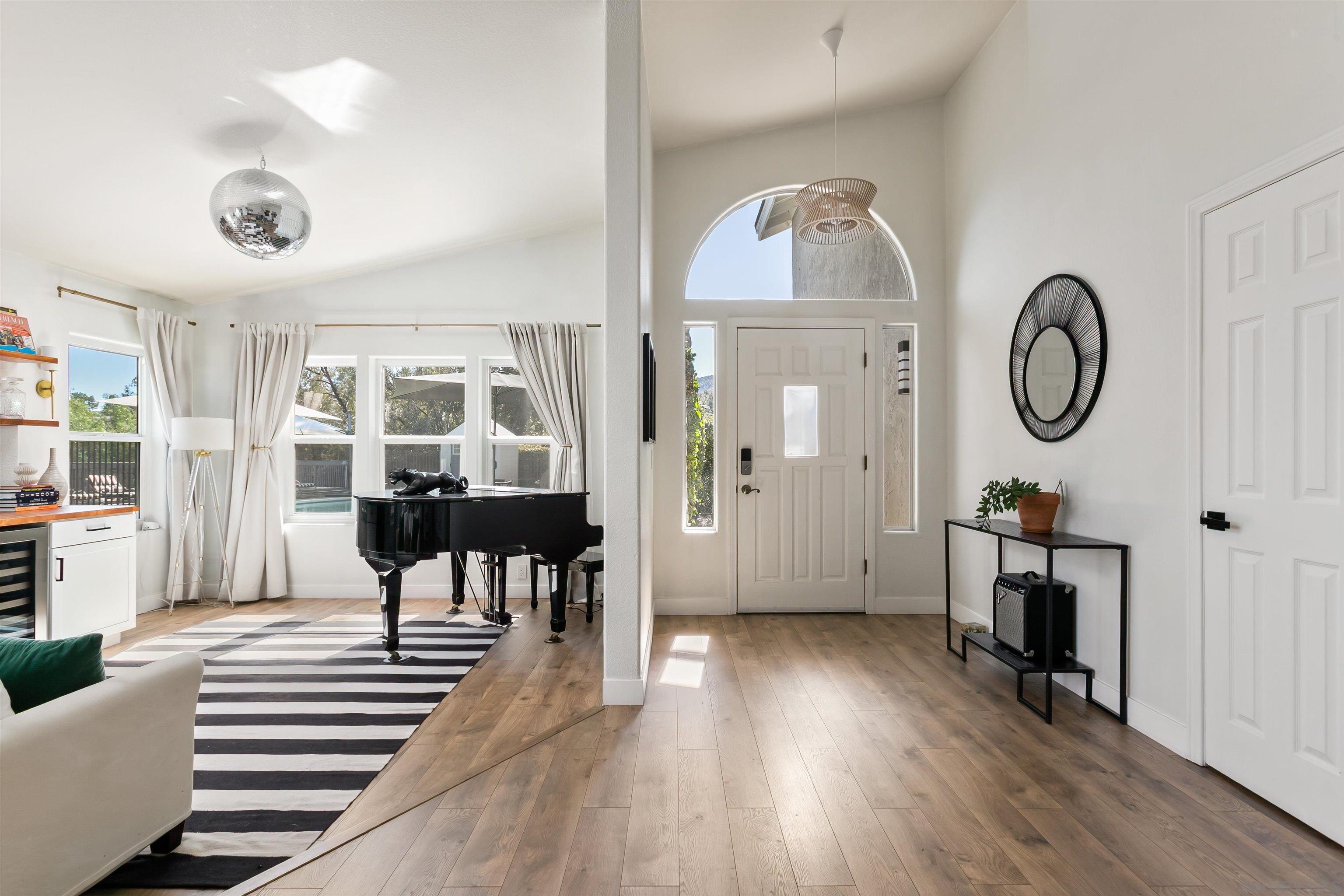 Detail Gallery Image 5 of 49 For 16502  Shady Oaks Dr, Ramona,  CA 92065 - 3 Beds | 2 Baths