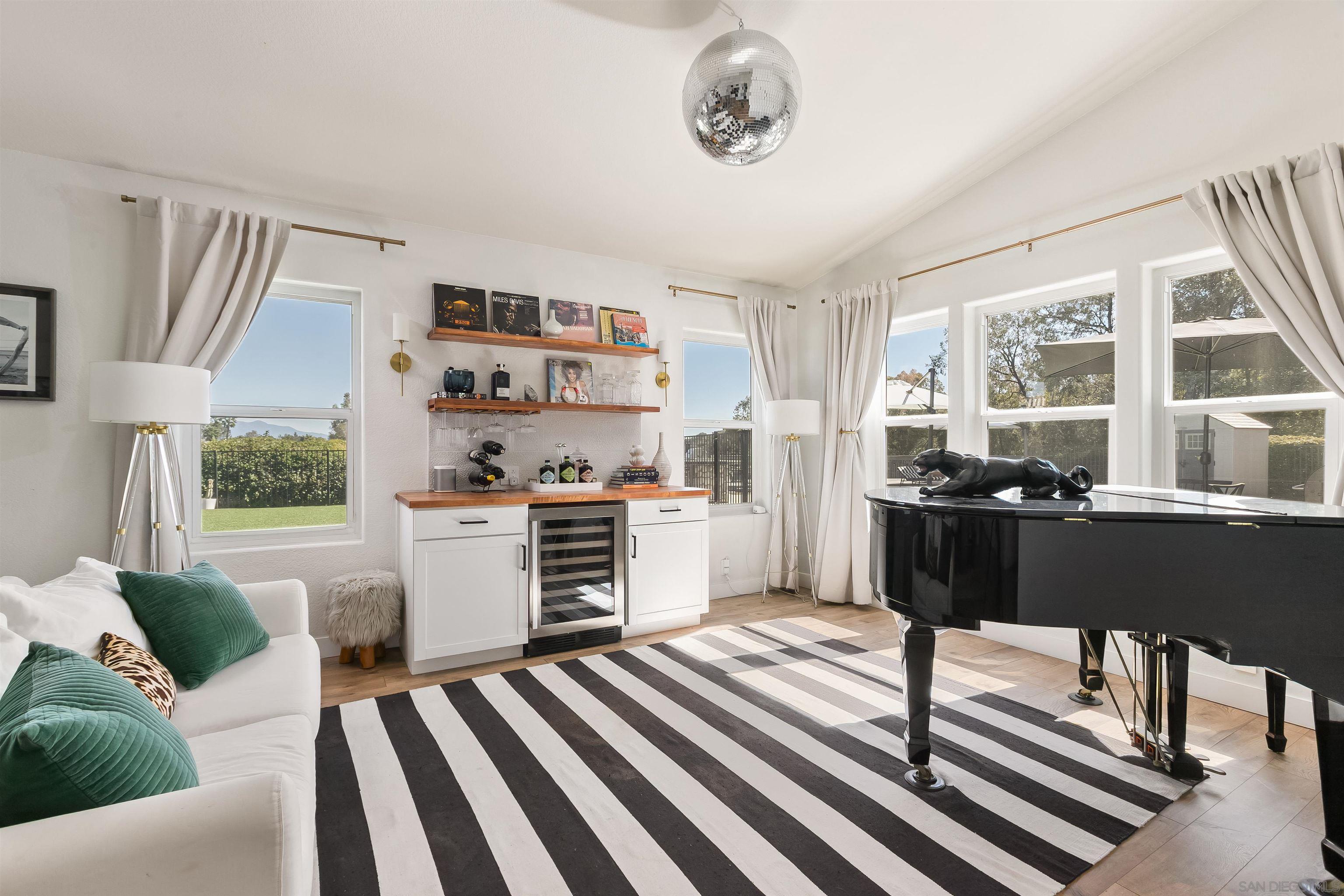 Detail Gallery Image 6 of 49 For 16502  Shady Oaks Dr, Ramona,  CA 92065 - 3 Beds | 2 Baths