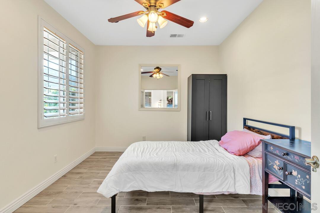 Detail Gallery Image 18 of 43 For 8786  Gracilior Ct, Escondido,  CA 92026 - 5 Beds | 3 Baths