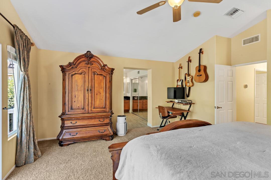 Detail Gallery Image 21 of 43 For 8786  Gracilior Ct, Escondido,  CA 92026 - 5 Beds | 3 Baths