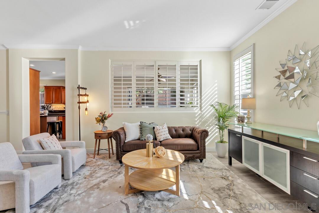 Detail Gallery Image 5 of 43 For 8786  Gracilior Ct, Escondido,  CA 92026 - 5 Beds | 3 Baths