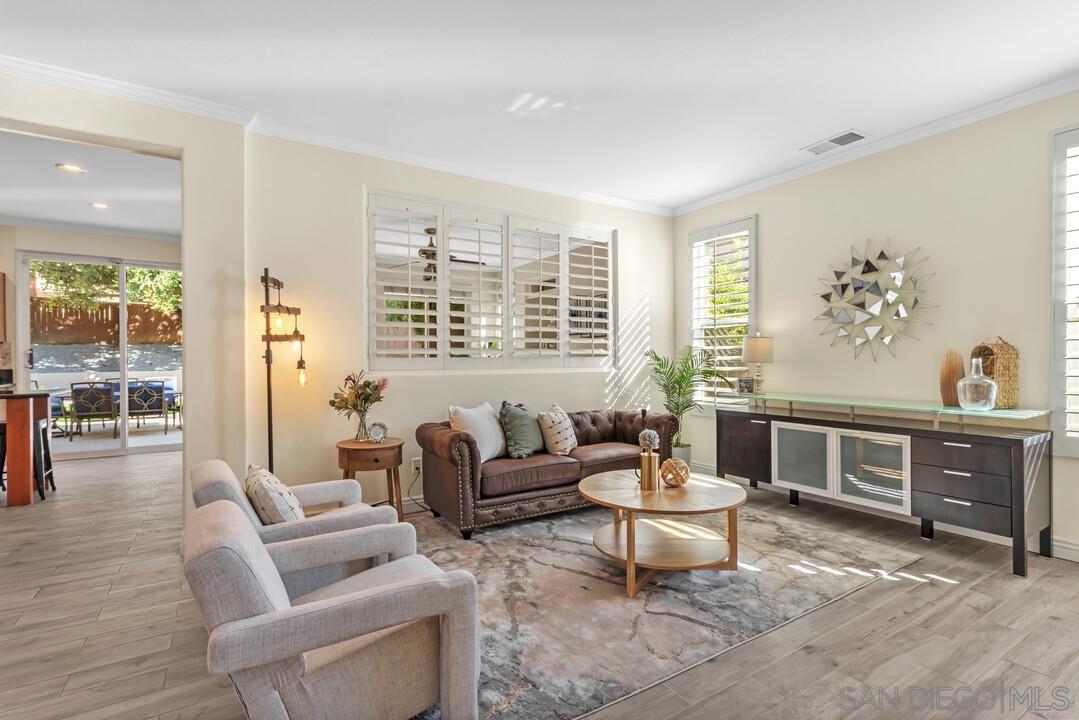 Detail Gallery Image 6 of 43 For 8786  Gracilior Ct, Escondido,  CA 92026 - 5 Beds | 3 Baths