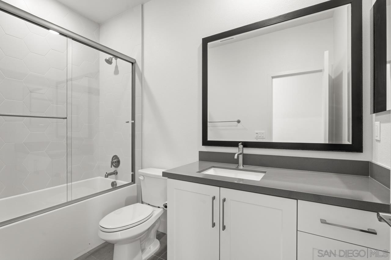 Detail Gallery Image 31 of 68 For 10431  Newbliss Way, San Diego,  CA 92126 - 3 Beds | 2 Baths