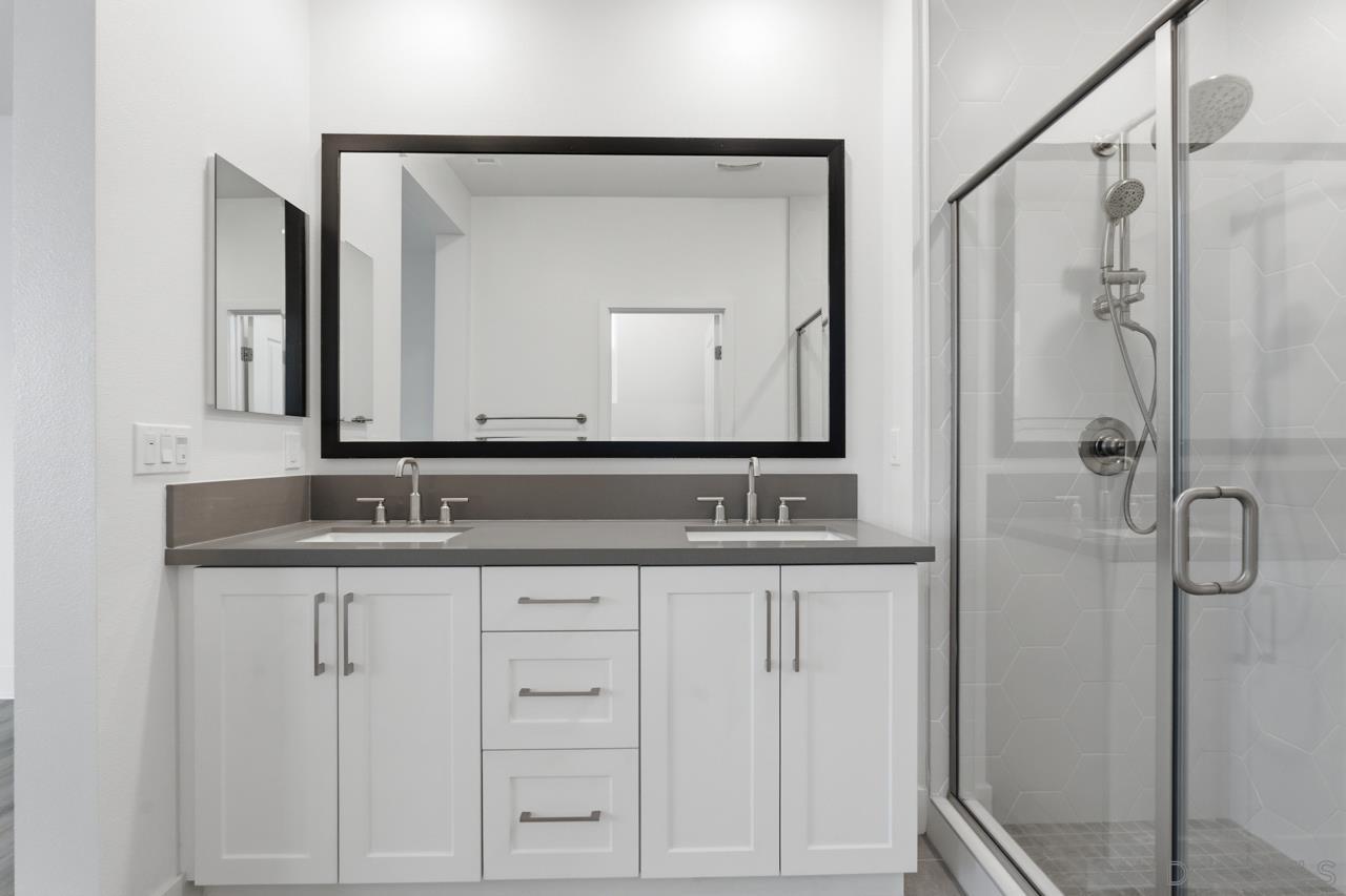 Detail Gallery Image 40 of 68 For 10431  Newbliss Way, San Diego,  CA 92126 - 3 Beds | 2 Baths