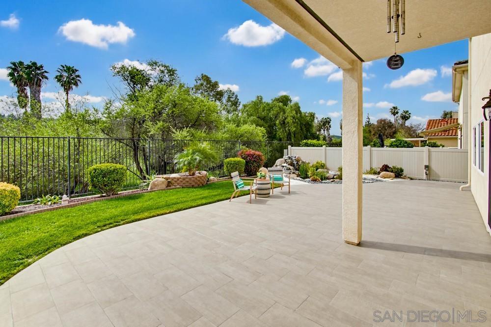 Detail Gallery Image 12 of 48 For 12701  Oak Knoll Rd, Poway,  CA 92064 - 3 Beds | 2/1 Baths