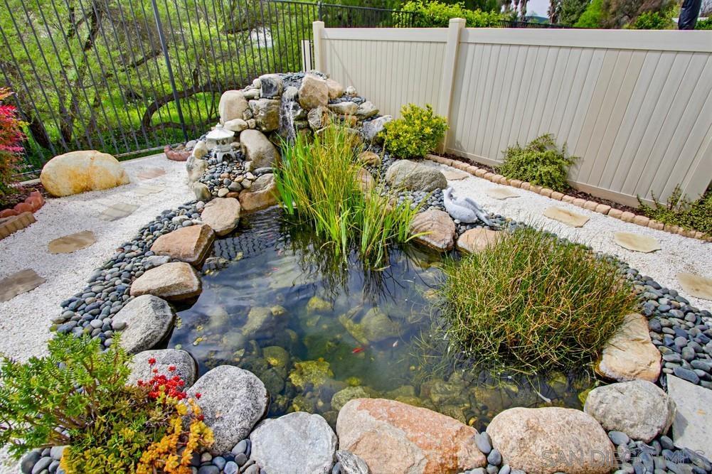 Detail Gallery Image 16 of 48 For 12701  Oak Knoll Rd, Poway,  CA 92064 - 3 Beds | 2/1 Baths