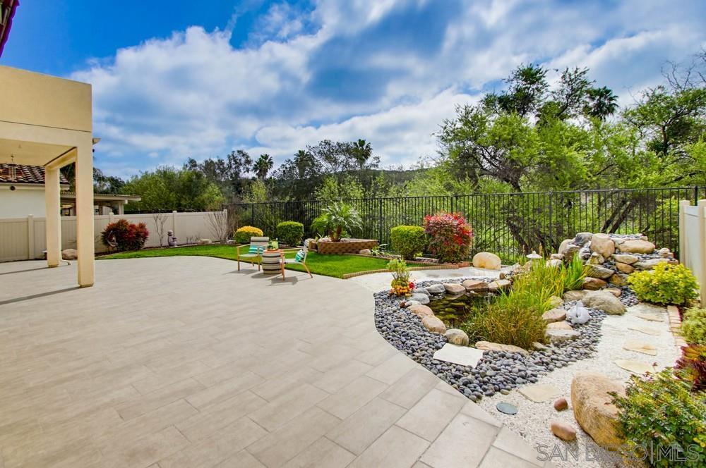 Detail Gallery Image 17 of 48 For 12701  Oak Knoll Rd, Poway,  CA 92064 - 3 Beds | 2/1 Baths