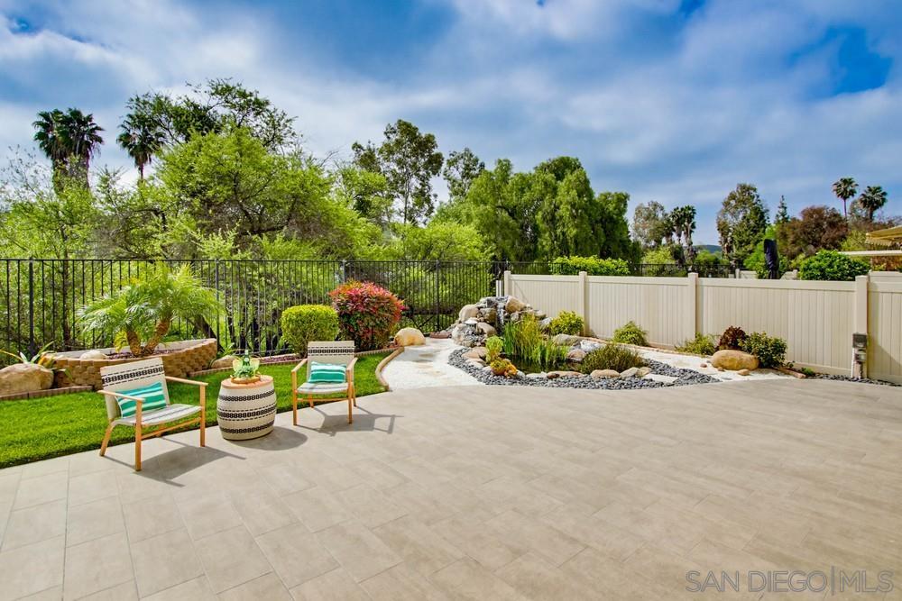 Detail Gallery Image 18 of 48 For 12701  Oak Knoll Rd, Poway,  CA 92064 - 3 Beds | 2/1 Baths