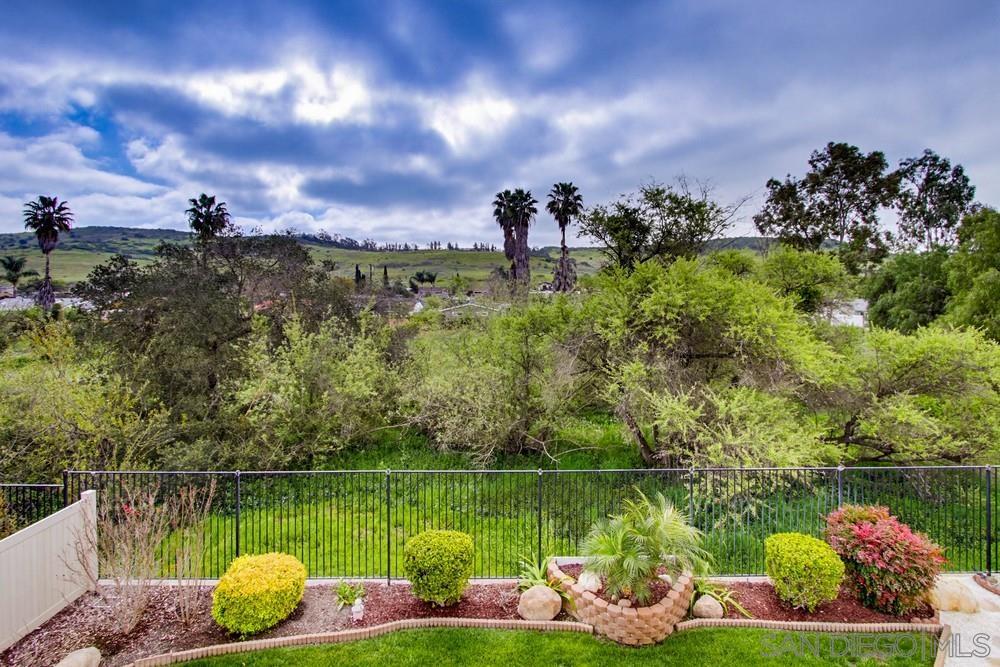 Detail Gallery Image 23 of 48 For 12701  Oak Knoll Rd, Poway,  CA 92064 - 3 Beds | 2/1 Baths