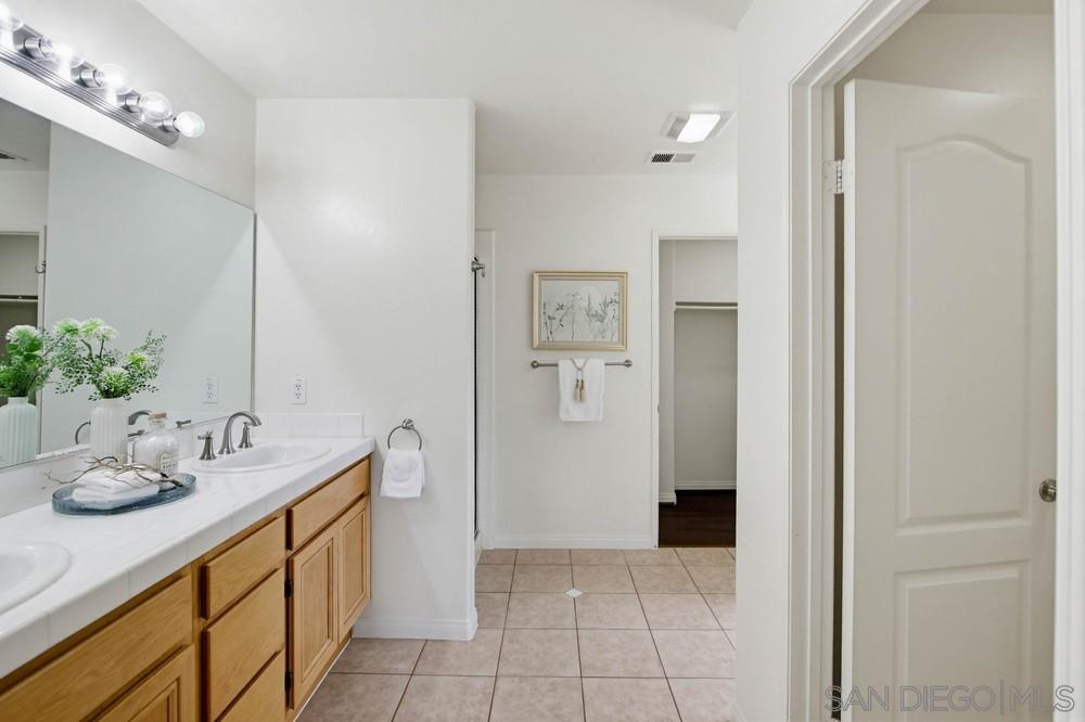 Detail Gallery Image 26 of 48 For 12701  Oak Knoll Rd, Poway,  CA 92064 - 3 Beds | 2/1 Baths