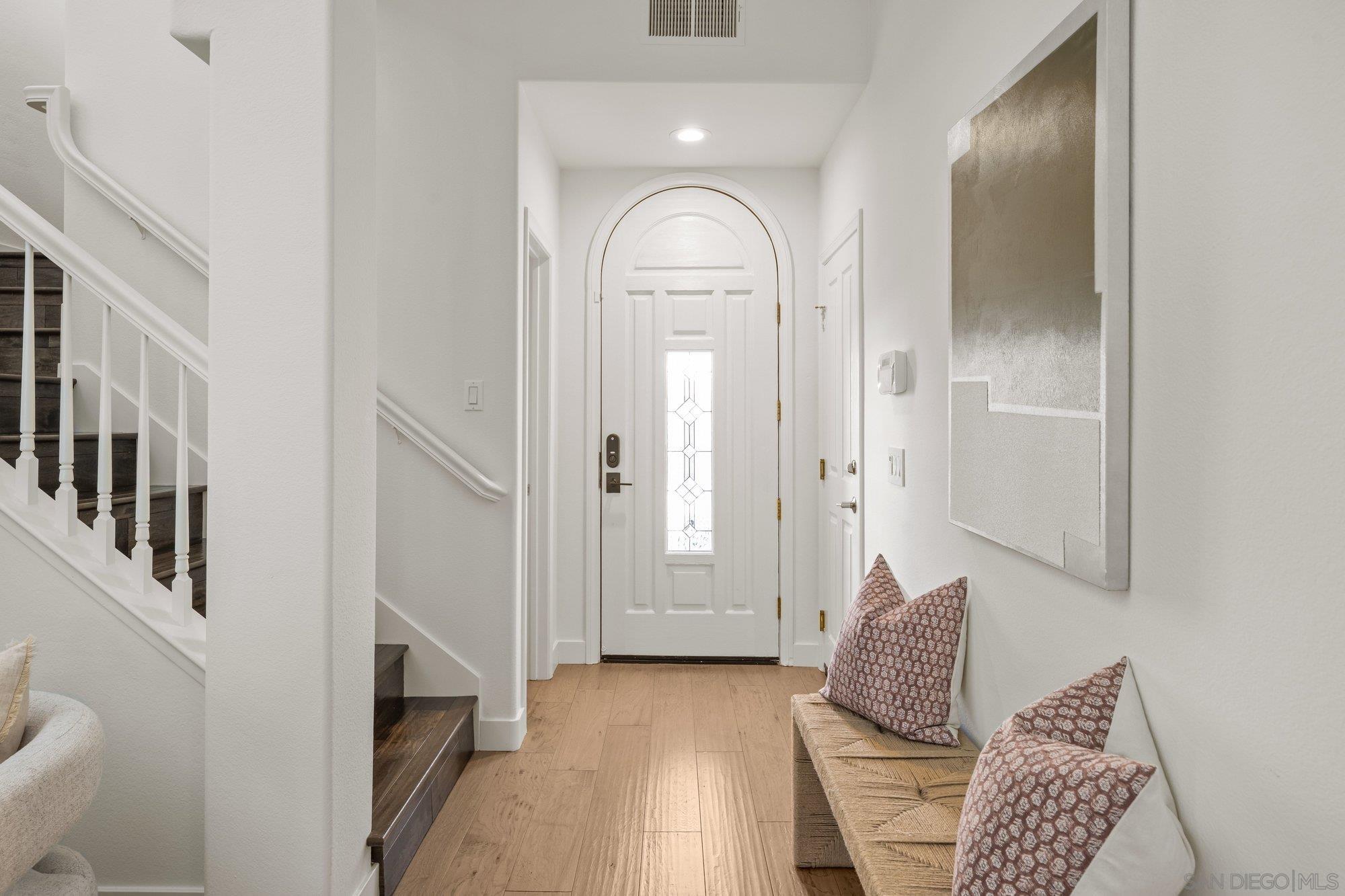 Detail Gallery Image 13 of 33 For 7139  Surfbird Circle, Carlsbad,  CA 92011 - 3 Beds | 2/1 Baths