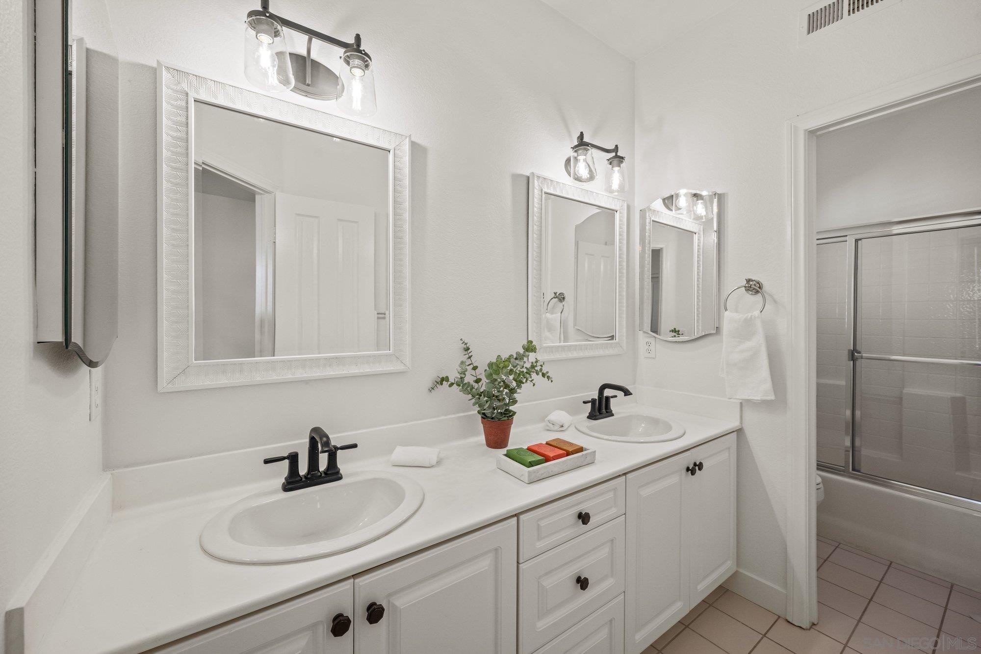 Detail Gallery Image 22 of 33 For 7139  Surfbird Circle, Carlsbad,  CA 92011 - 3 Beds | 2/1 Baths
