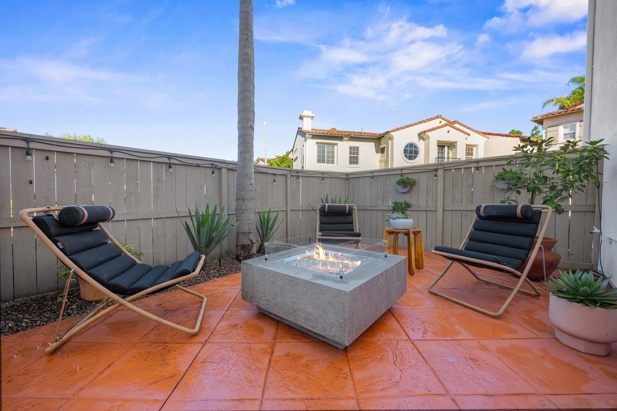 Detail Gallery Image 30 of 33 For 7139  Surfbird Circle, Carlsbad,  CA 92011 - 3 Beds | 2/1 Baths