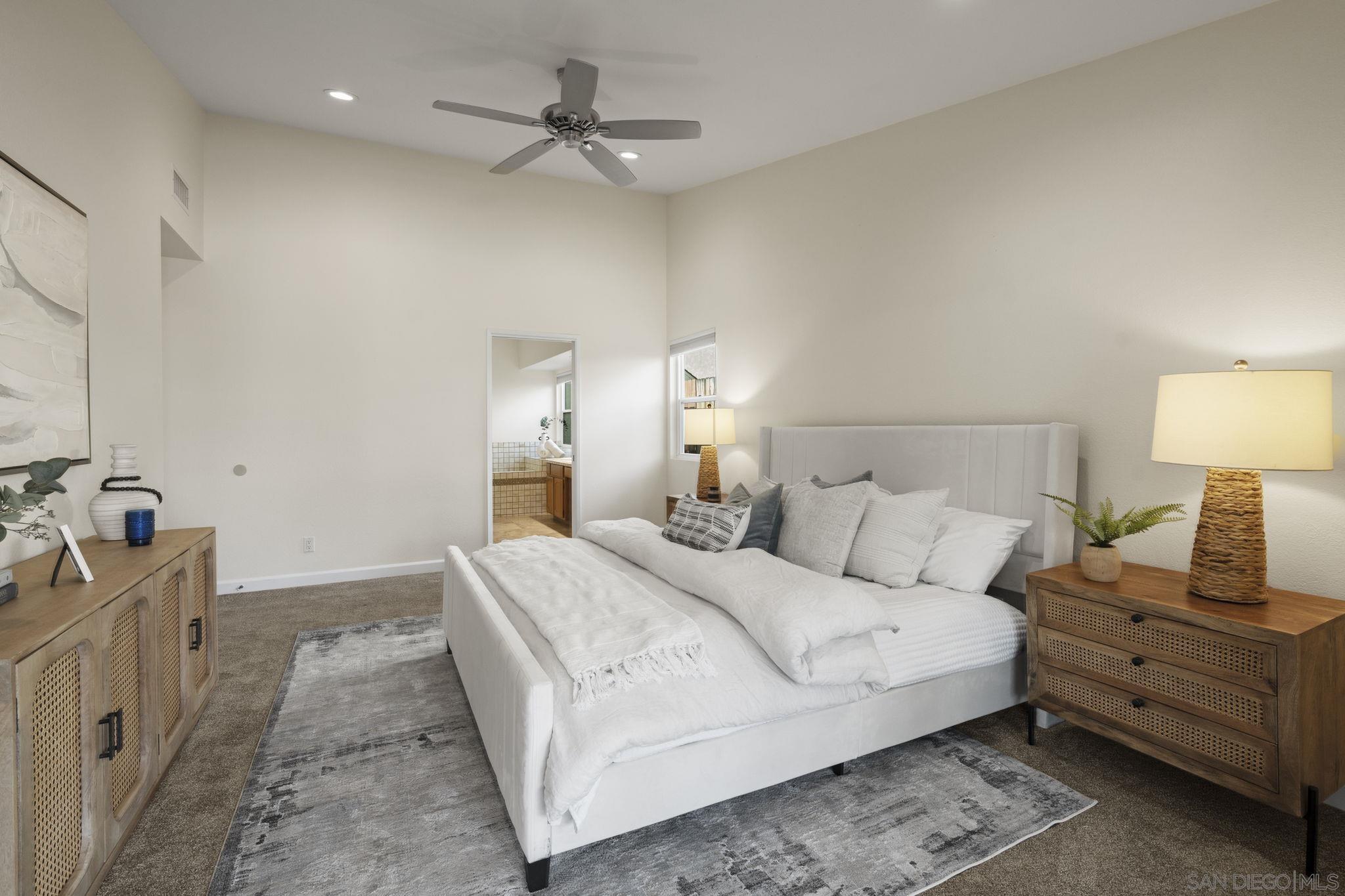 Detail Gallery Image 14 of 44 For 14613  Plumwood St, Poway,  CA 92064 - 3 Beds | 2 Baths