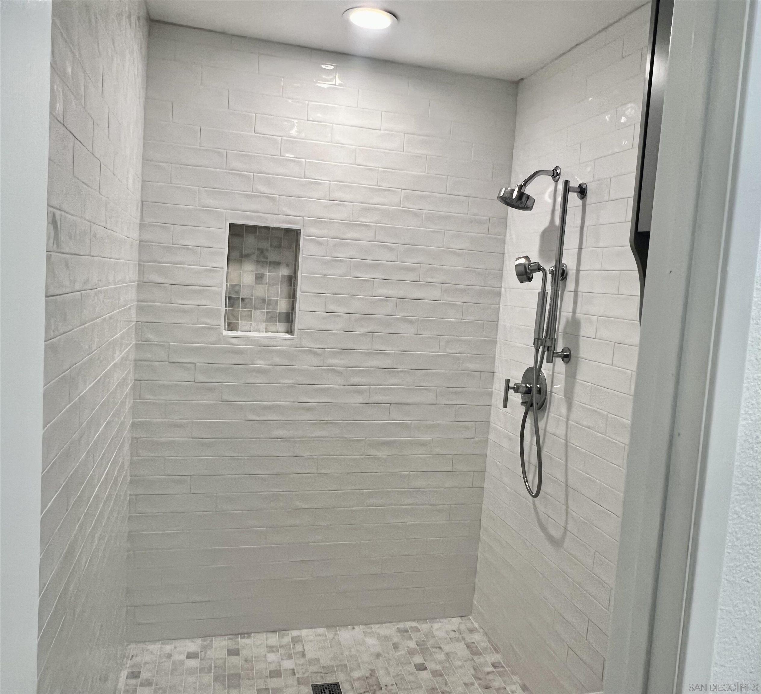 Detail Gallery Image 19 of 44 For 14613  Plumwood St, Poway,  CA 92064 - 3 Beds | 2 Baths