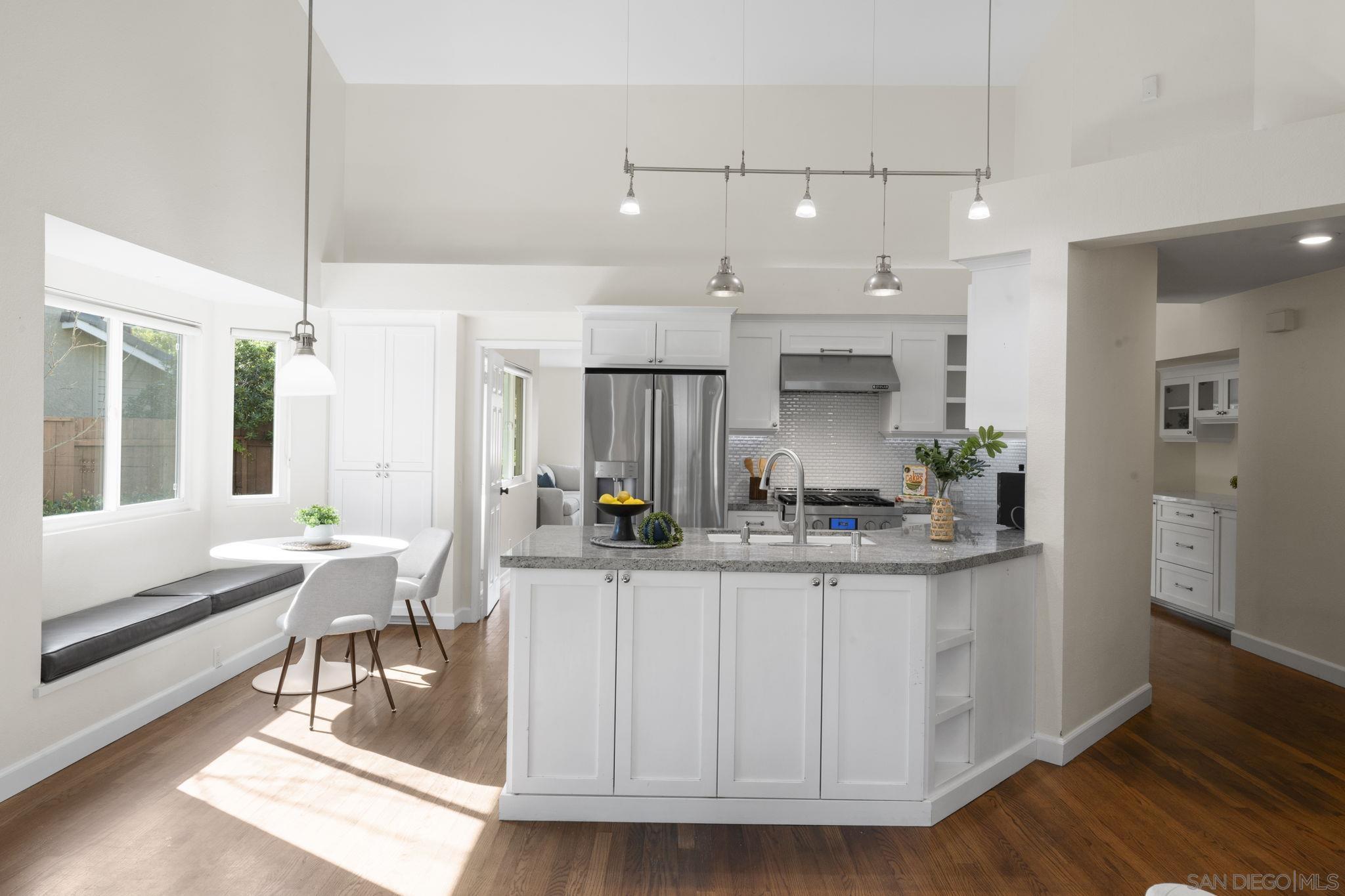 Detail Gallery Image 10 of 44 For 14613  Plumwood St, Poway,  CA 92064 - 3 Beds | 2 Baths