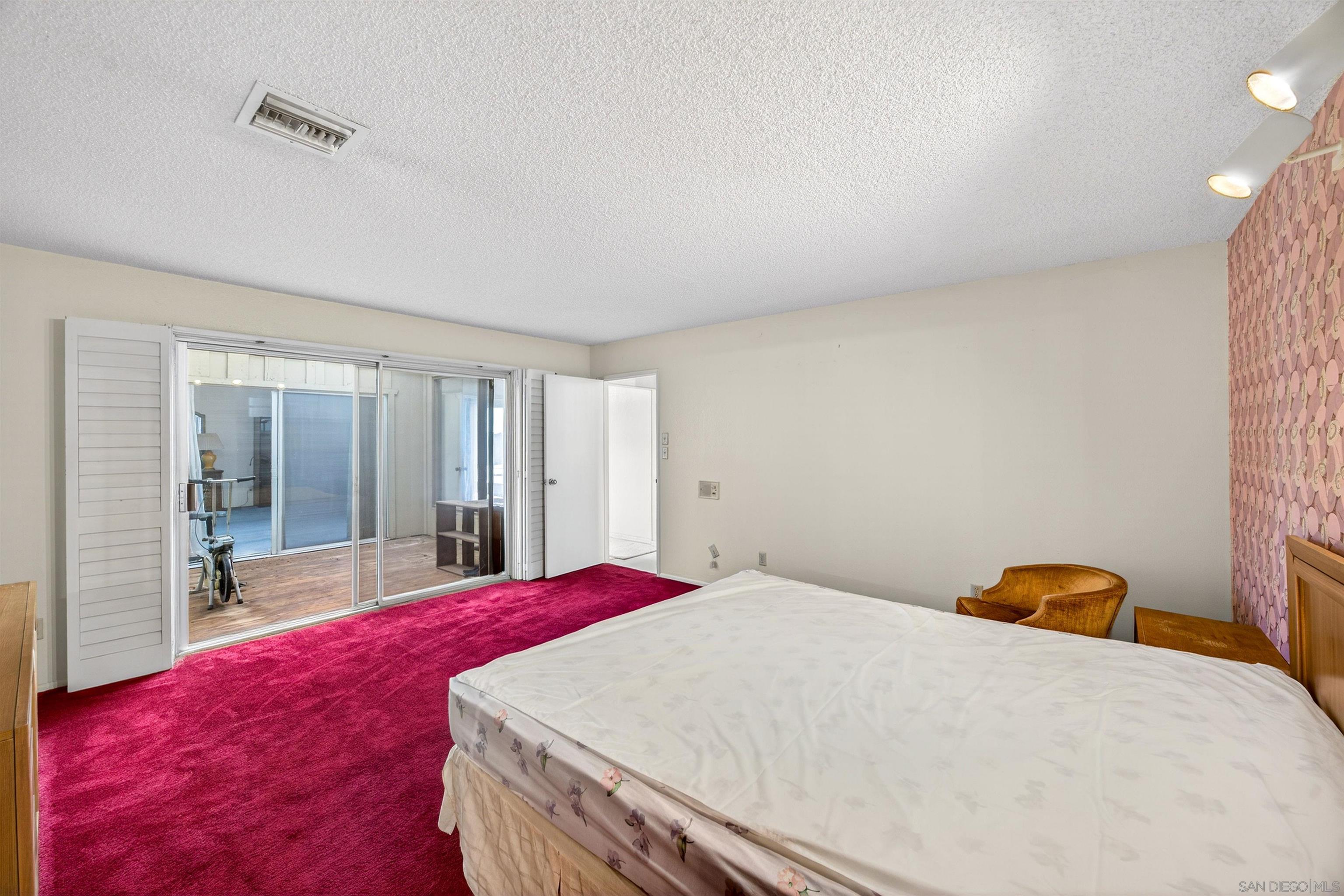 Detail Gallery Image 22 of 62 For 86  via De Laurencio, Chula Vista,  CA 91910 - 5 Beds | 3/1 Baths