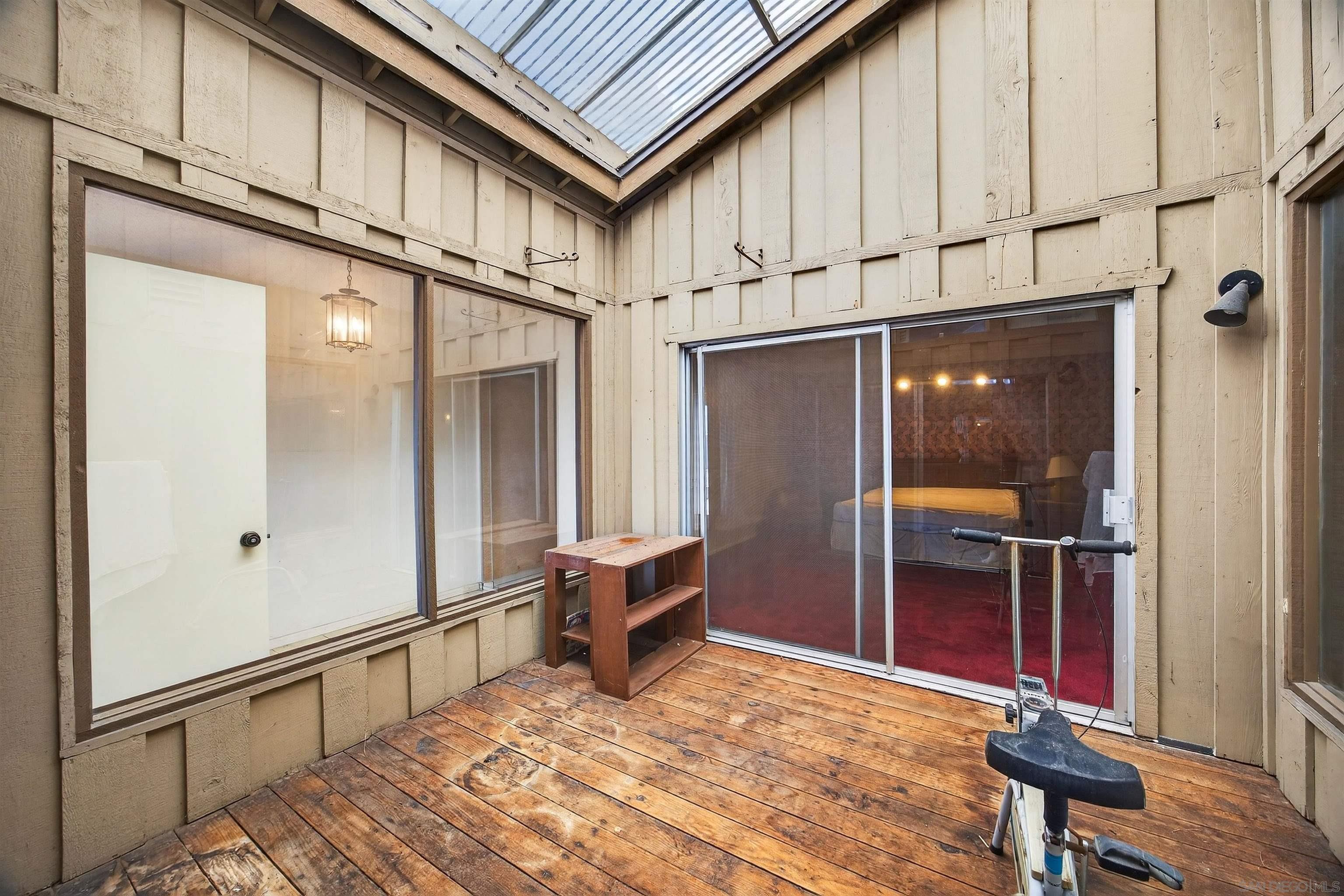 Detail Gallery Image 31 of 62 For 86  via De Laurencio, Chula Vista,  CA 91910 - 5 Beds | 3/1 Baths