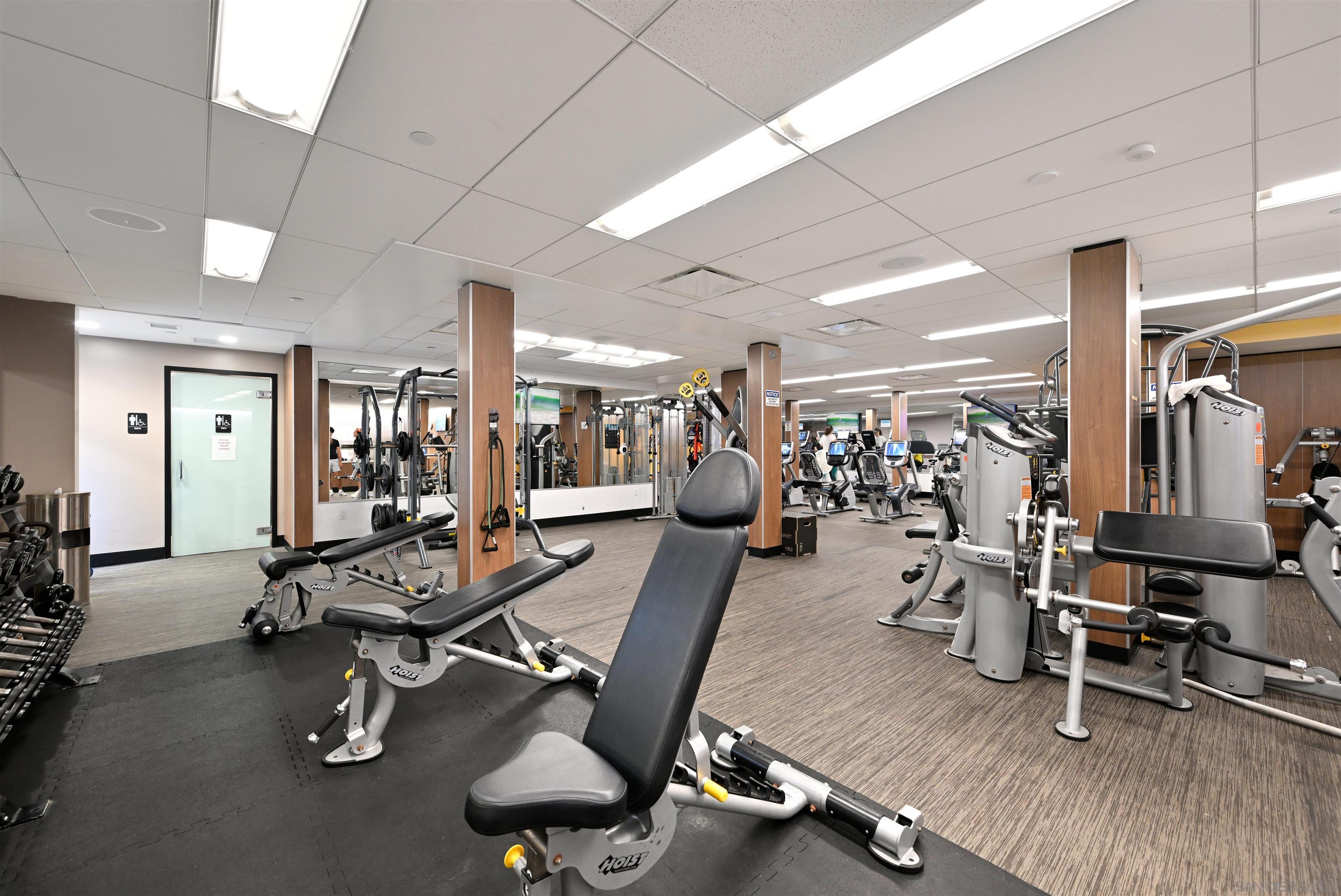 Detail Gallery Image 25 of 41 For 1830  Avenida Del Mundo  #1112,  Coronado,  CA 92118 - 1 Beds | 1 Baths