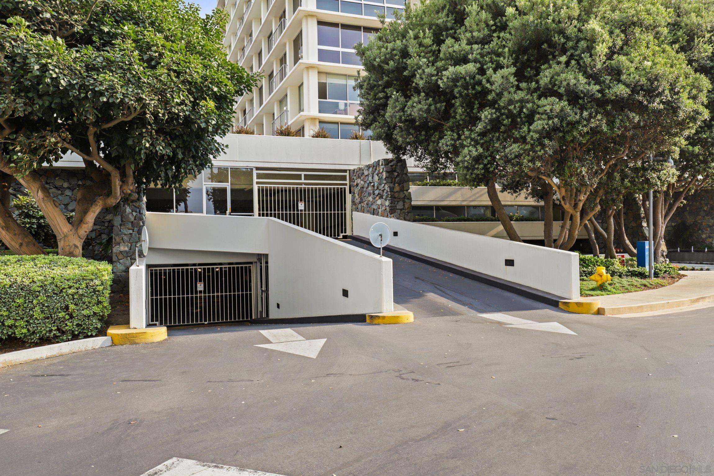 Detail Gallery Image 27 of 41 For 1830  Avenida Del Mundo  #1112,  Coronado,  CA 92118 - 1 Beds | 1 Baths