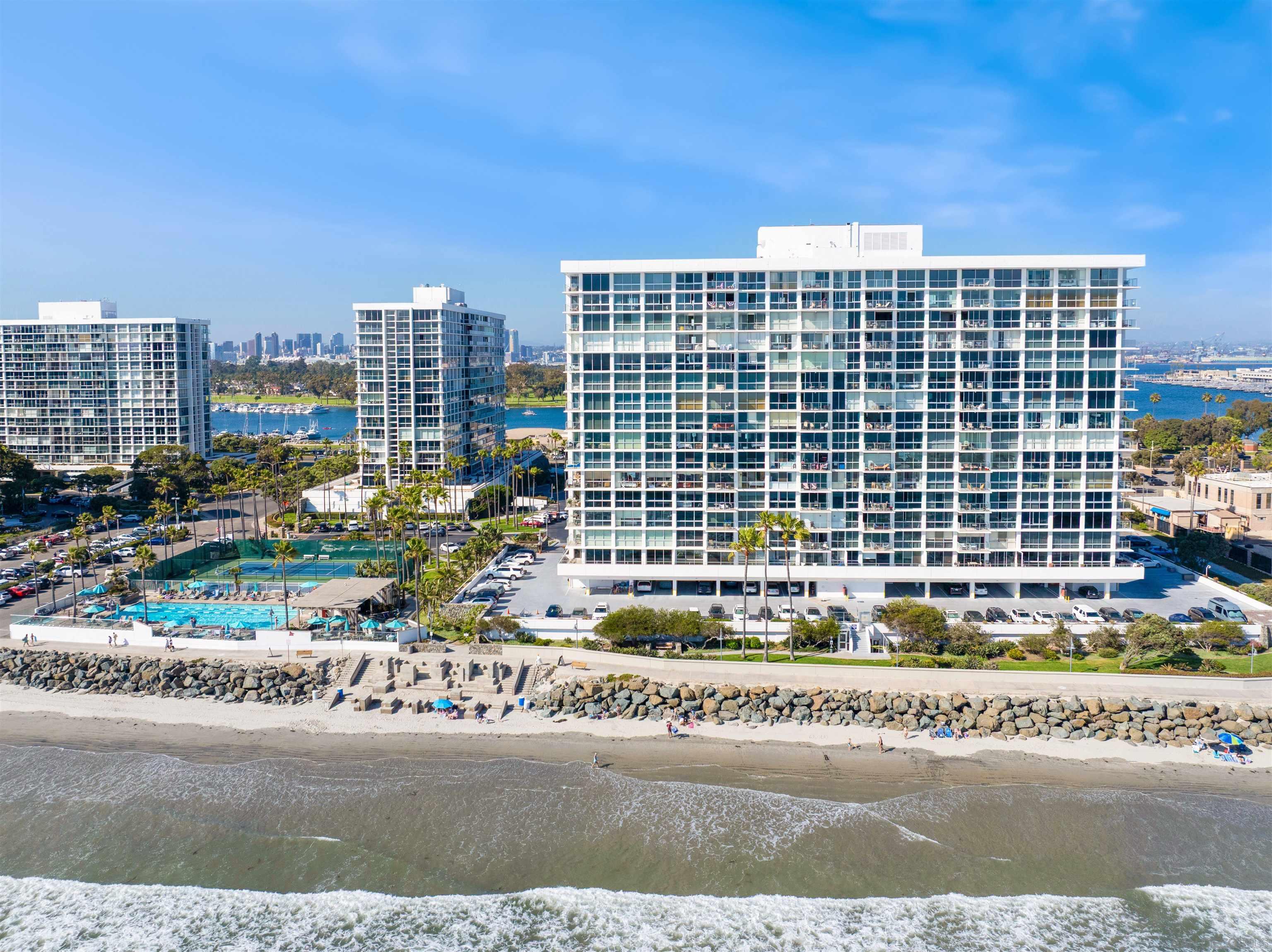 Detail Gallery Image 38 of 41 For 1830  Avenida Del Mundo  #1112,  Coronado,  CA 92118 - 1 Beds | 1 Baths