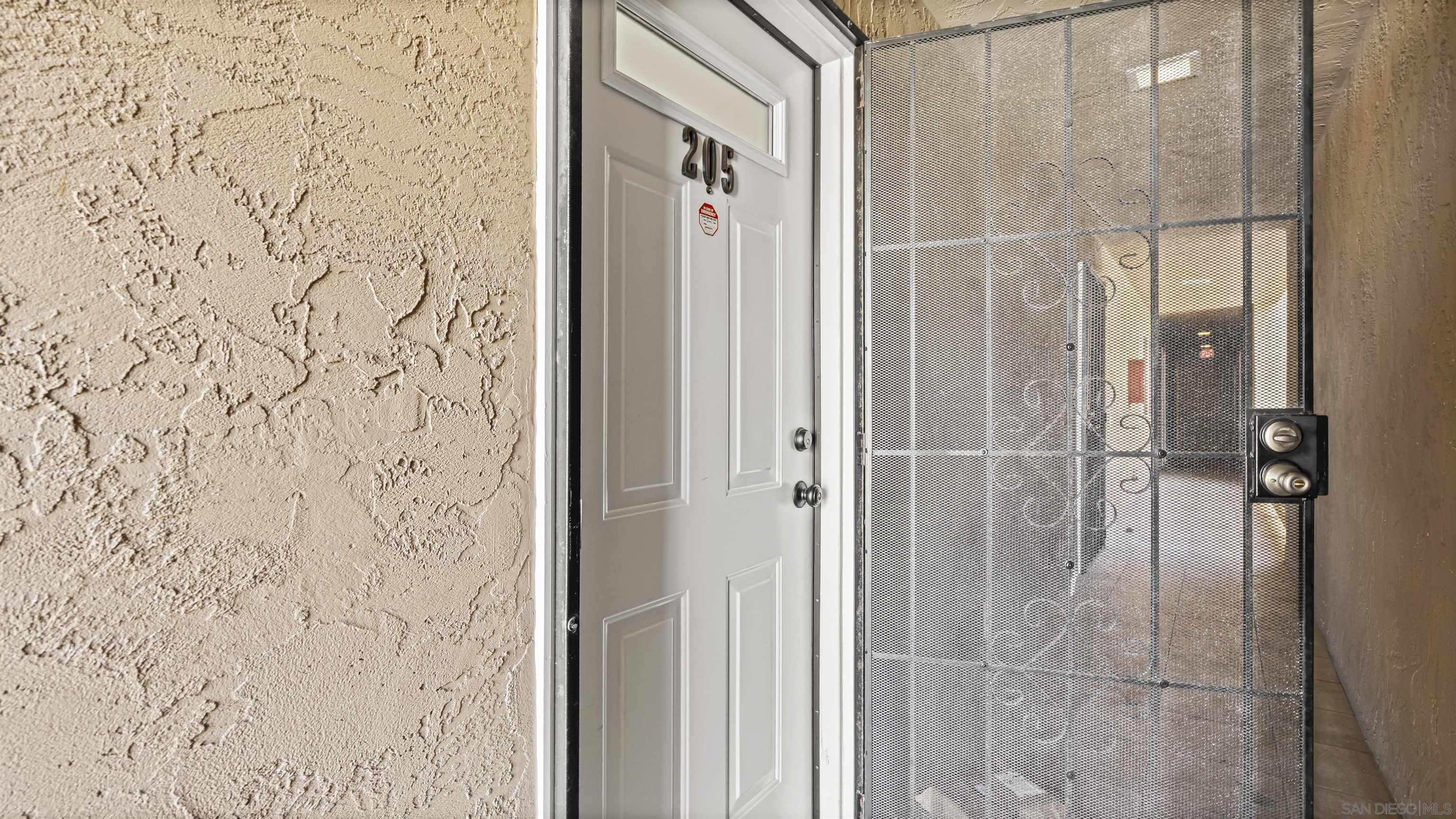 Detail Gallery Image 24 of 31 For 4368  Temecula St  #205,  San Diego,  CA 92107 - 2 Beds | 1/1 Baths