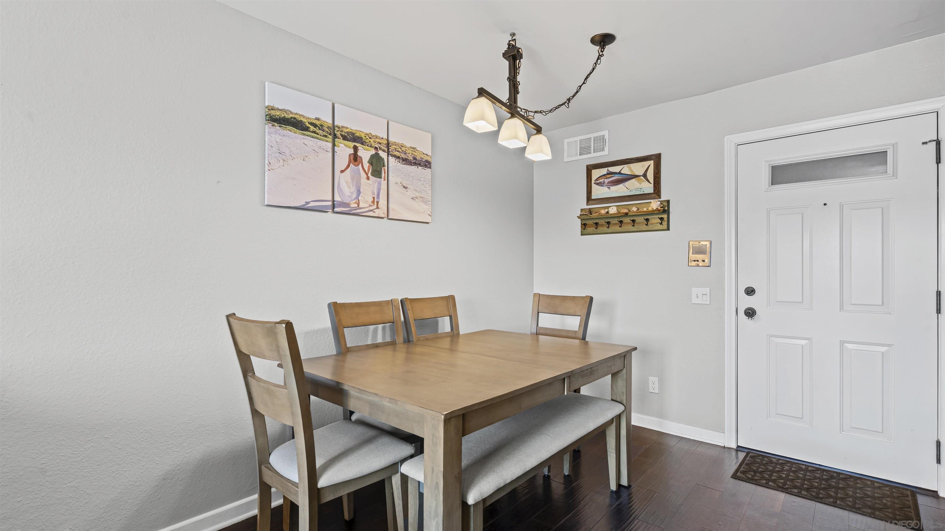Detail Gallery Image 10 of 31 For 4368  Temecula St  #205,  San Diego,  CA 92107 - 2 Beds | 1/1 Baths