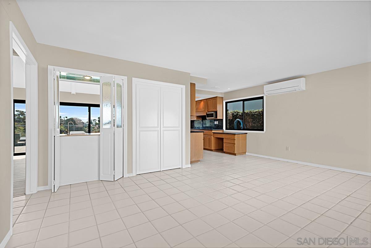 Detail Gallery Image 25 of 44 For 1617  Calle Alta, La Jolla,  CA 92037 - 3 Beds | 2 Baths