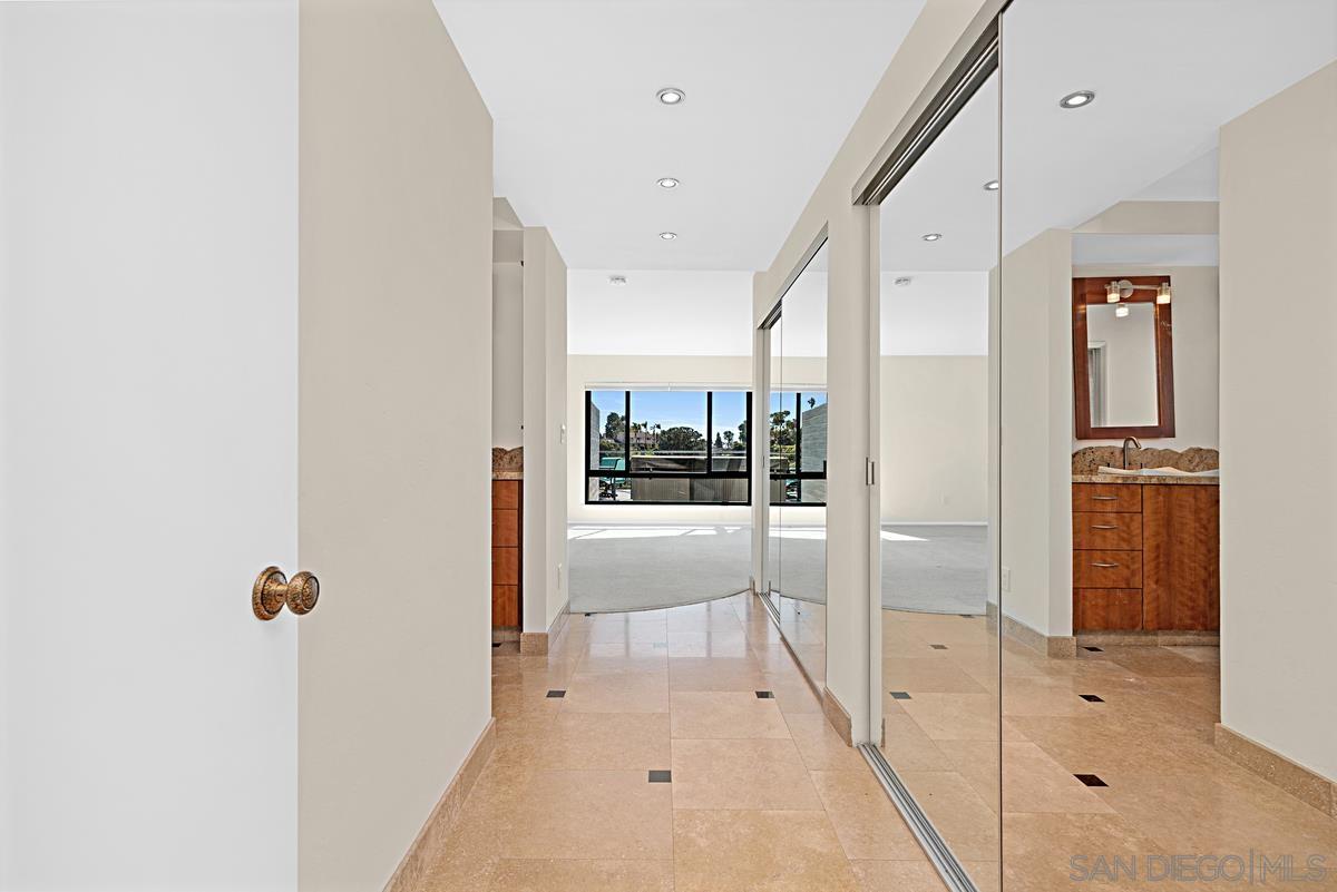 Detail Gallery Image 26 of 44 For 1617  Calle Alta, La Jolla,  CA 92037 - 3 Beds | 2 Baths