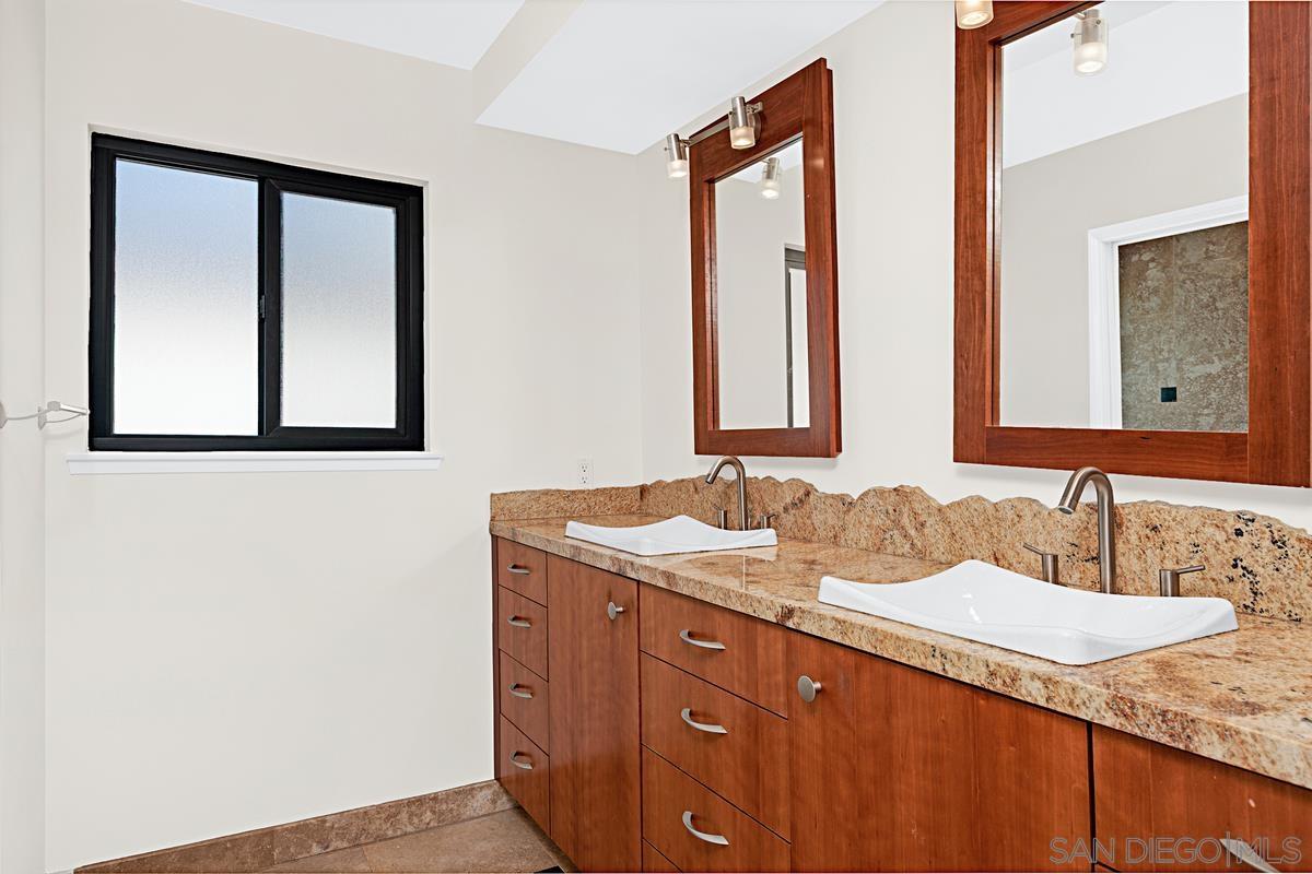 Detail Gallery Image 29 of 44 For 1617  Calle Alta, La Jolla,  CA 92037 - 3 Beds | 2 Baths
