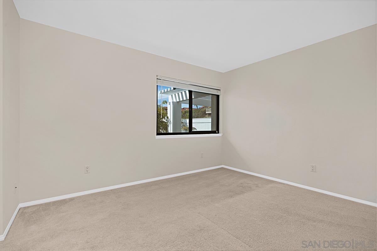 Detail Gallery Image 32 of 44 For 1617  Calle Alta, La Jolla,  CA 92037 - 3 Beds | 2 Baths