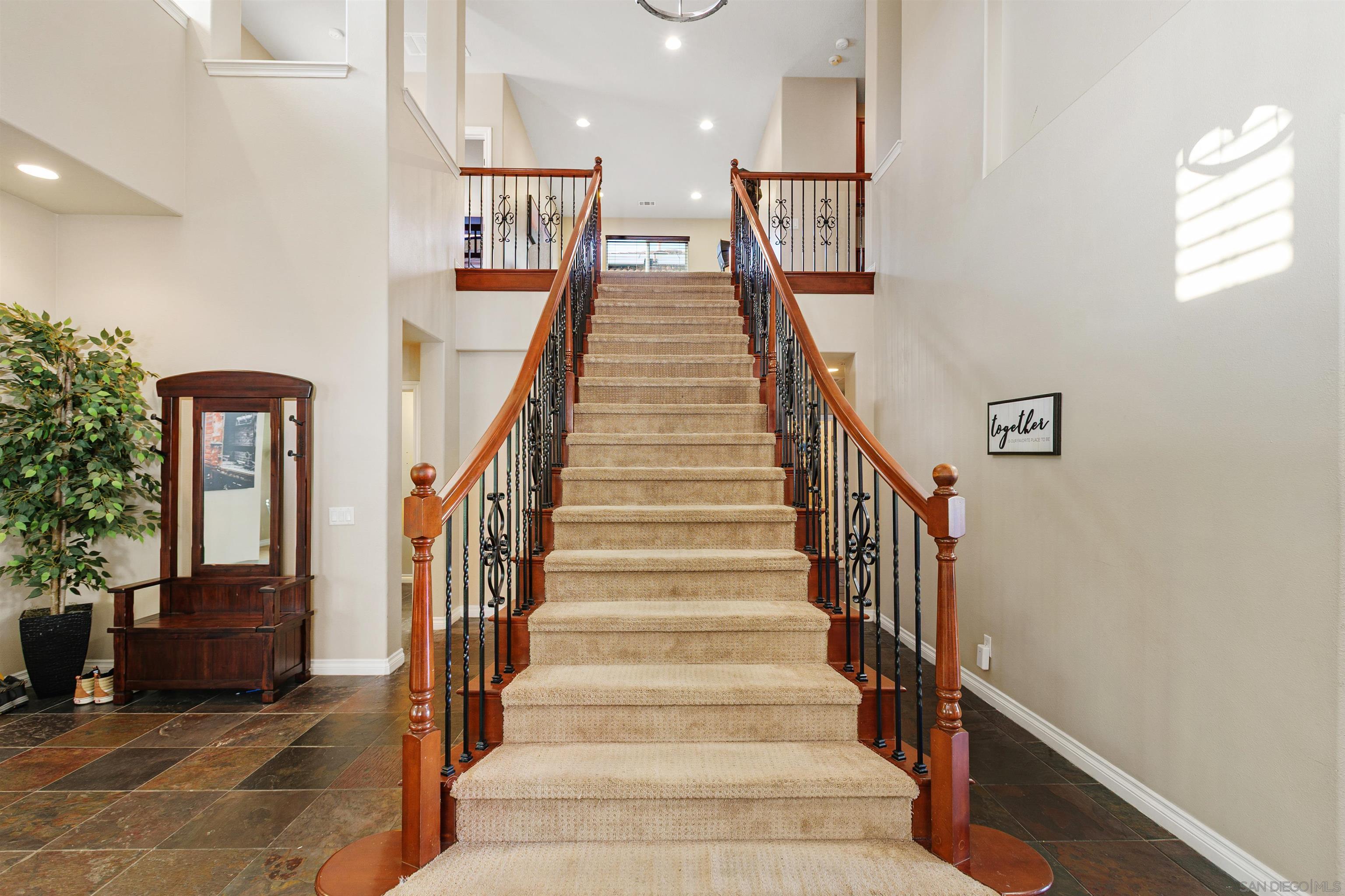 Detail Gallery Image 20 of 38 For 24248  Golden Mist Dr, Murrieta,  CA 92562 - 7 Beds | 4/1 Baths