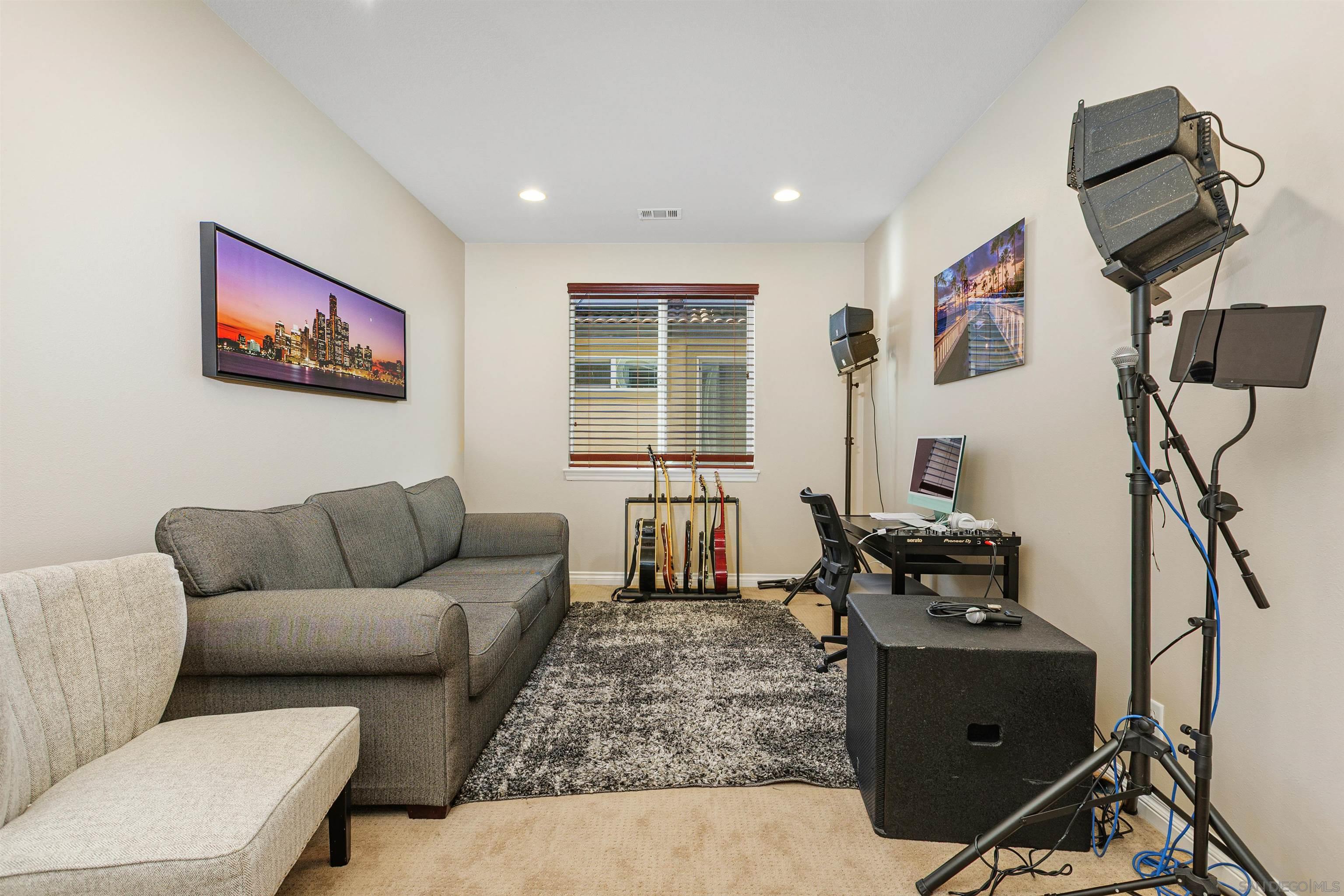 Detail Gallery Image 21 of 38 For 24248  Golden Mist Dr, Murrieta,  CA 92562 - 7 Beds | 4/1 Baths