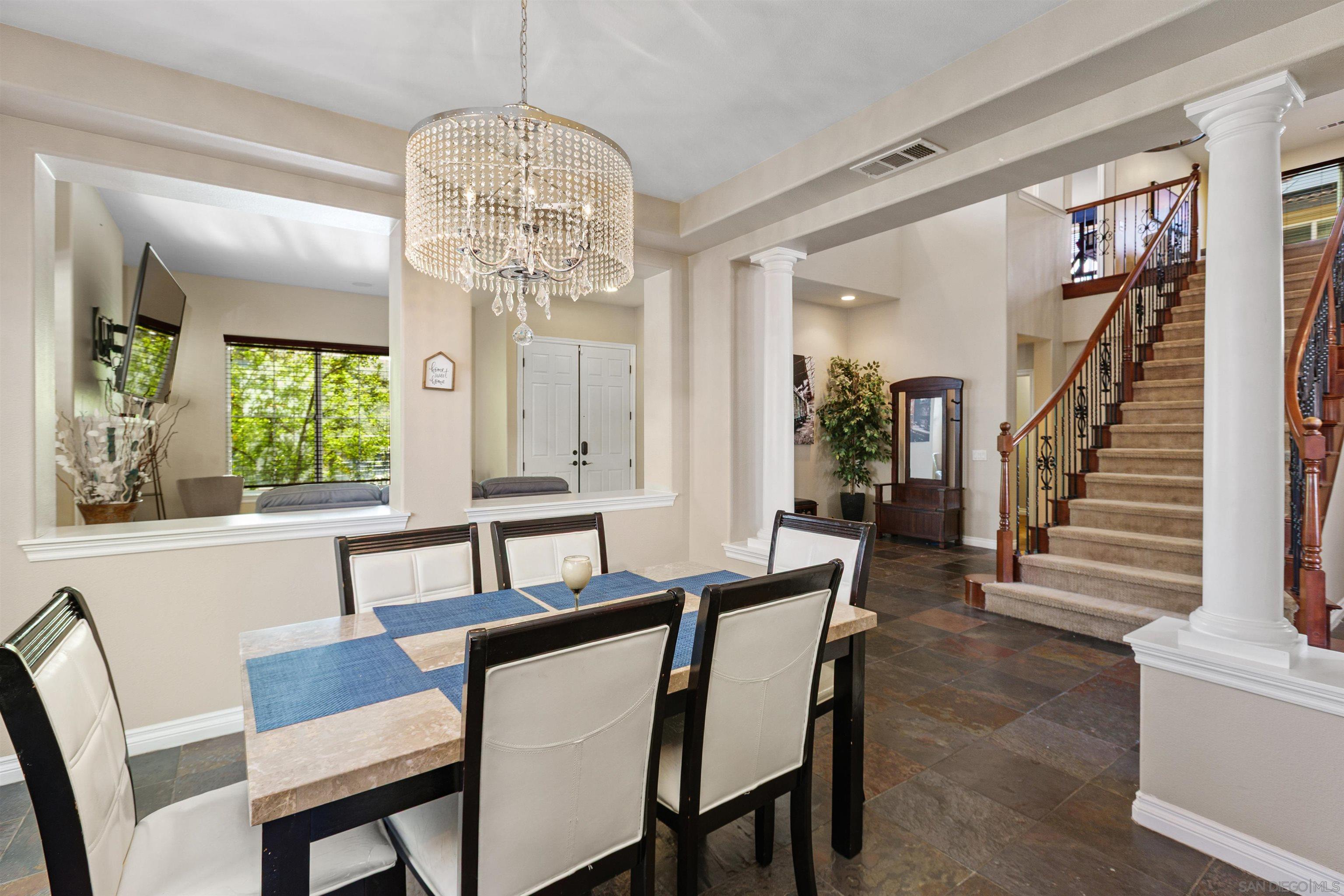 Detail Gallery Image 6 of 38 For 24248  Golden Mist Dr, Murrieta,  CA 92562 - 7 Beds | 4/1 Baths