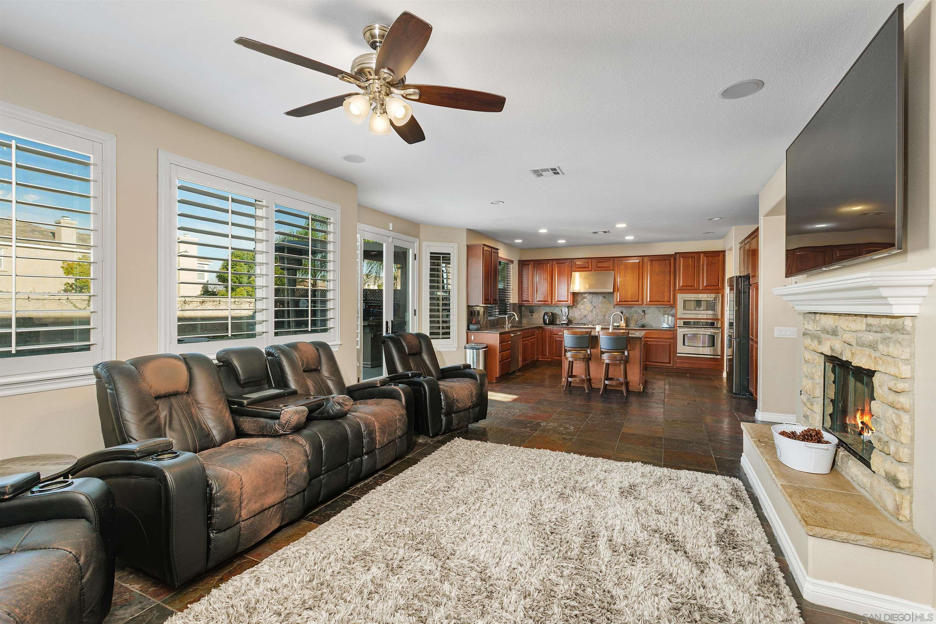 Detail Gallery Image 10 of 38 For 24248  Golden Mist Dr, Murrieta,  CA 92562 - 7 Beds | 4/1 Baths
