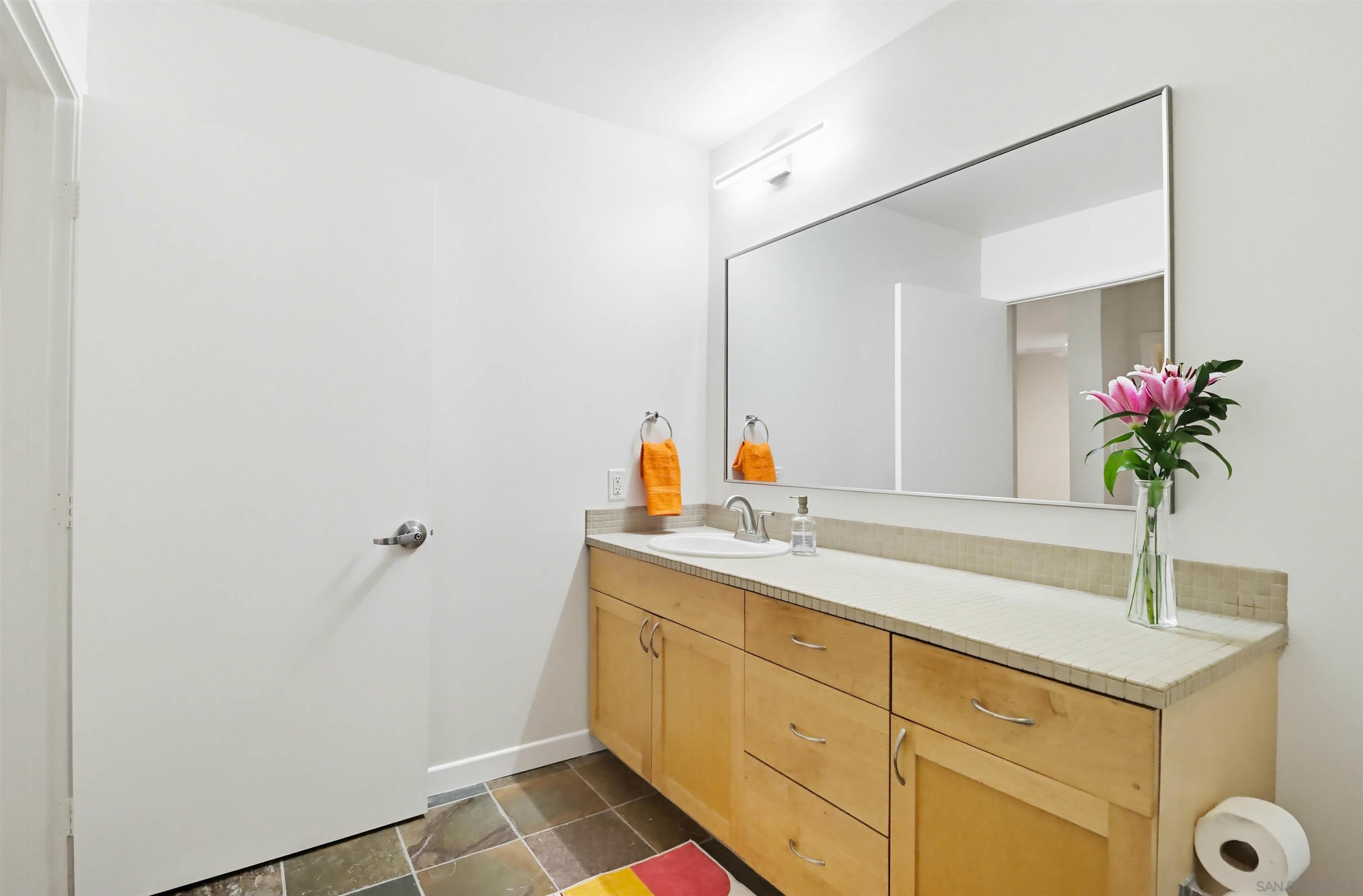 Detail Gallery Image 12 of 25 For 1150  J Street  #210,  San Diego,  CA 92101 - 1 Beds | 1 Baths