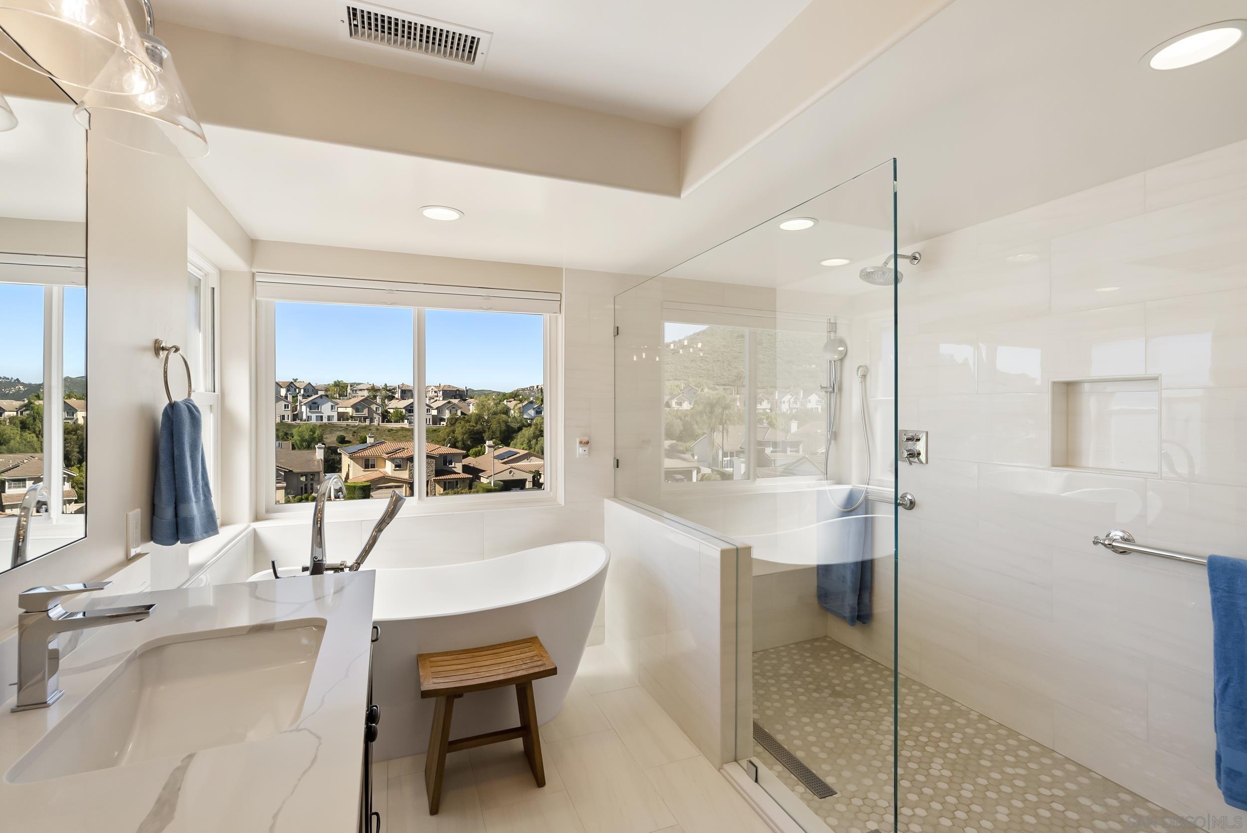 Detail Gallery Image 30 of 61 For 18658  Locksley St, San Diego,  CA 92128 - 4 Beds | 2/1 Baths